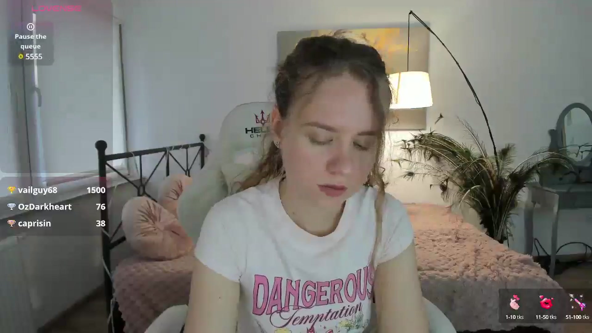 Gallery image thumbnail from LanaBelll's myfreecams stream on, 12/20/2024, 14:06 image 17 of 20