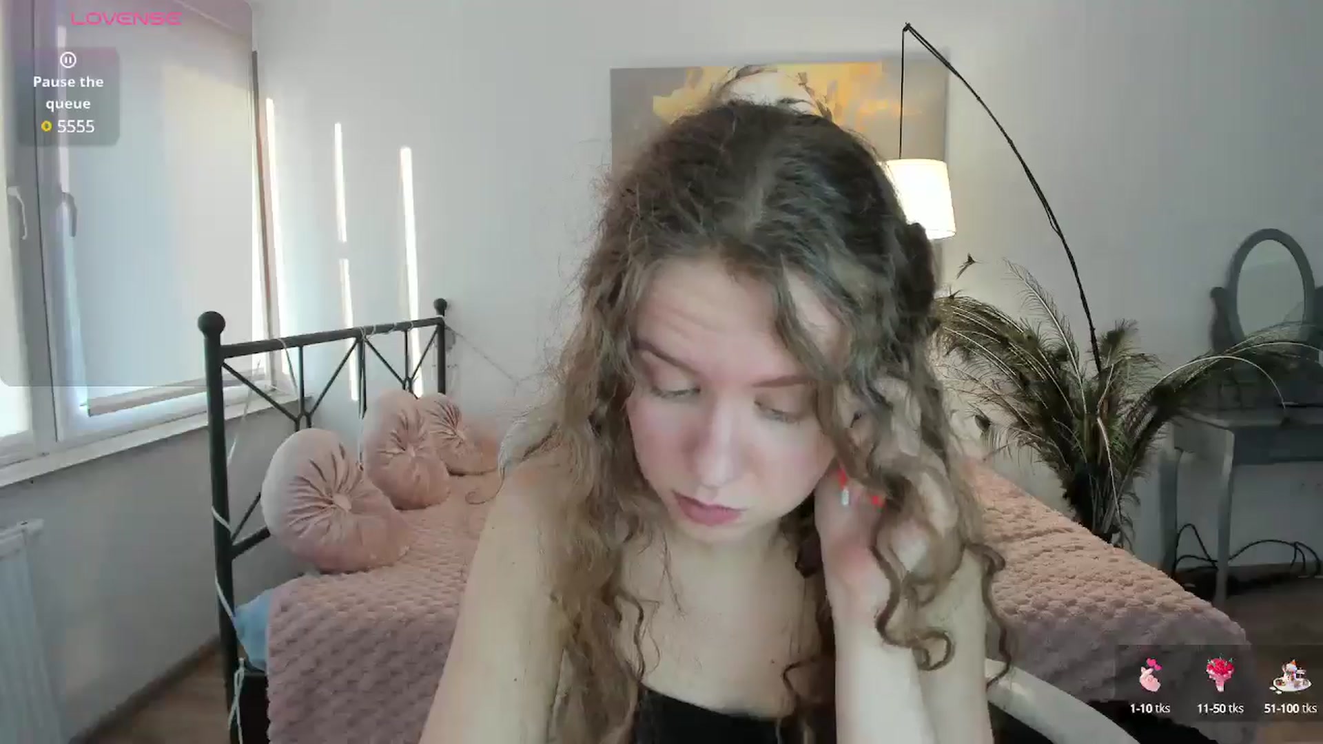 Gallery image thumbnail from LanaBelll's myfreecams stream on, 12/21/2024, 15:18 image 6 of 20