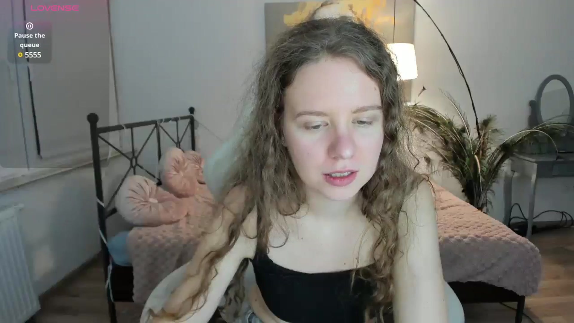 Gallery image thumbnail from LanaBelll's myfreecams stream on, 12/21/2024, 17:03 image 7 of 20