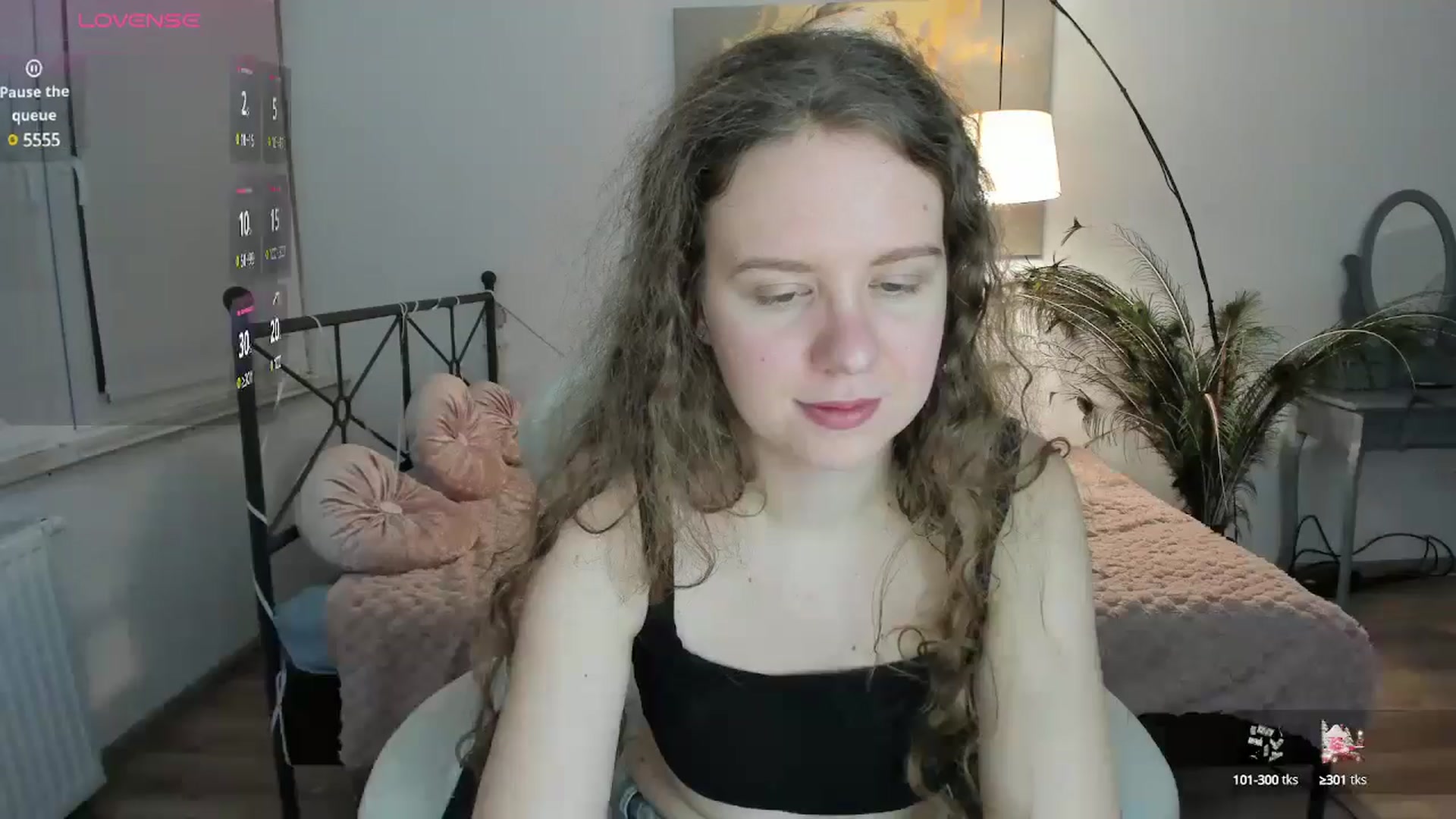 Gallery image thumbnail from LanaBelll's myfreecams stream on, 12/21/2024, 17:03 image 6 of 20