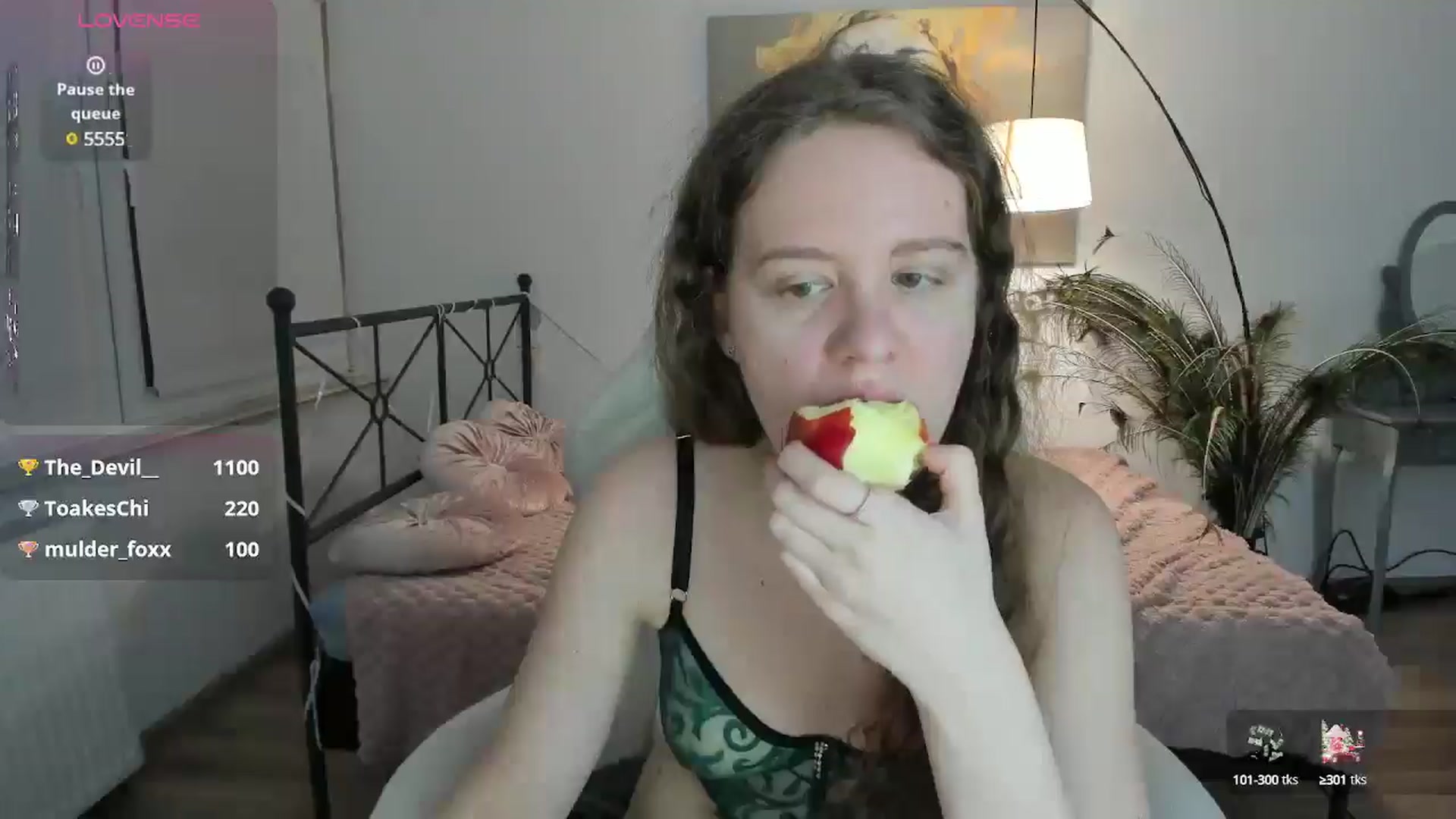 Gallery image thumbnail from LanaBelll's myfreecams stream on, 12/22/2024, 16:19 image 15 of 20
