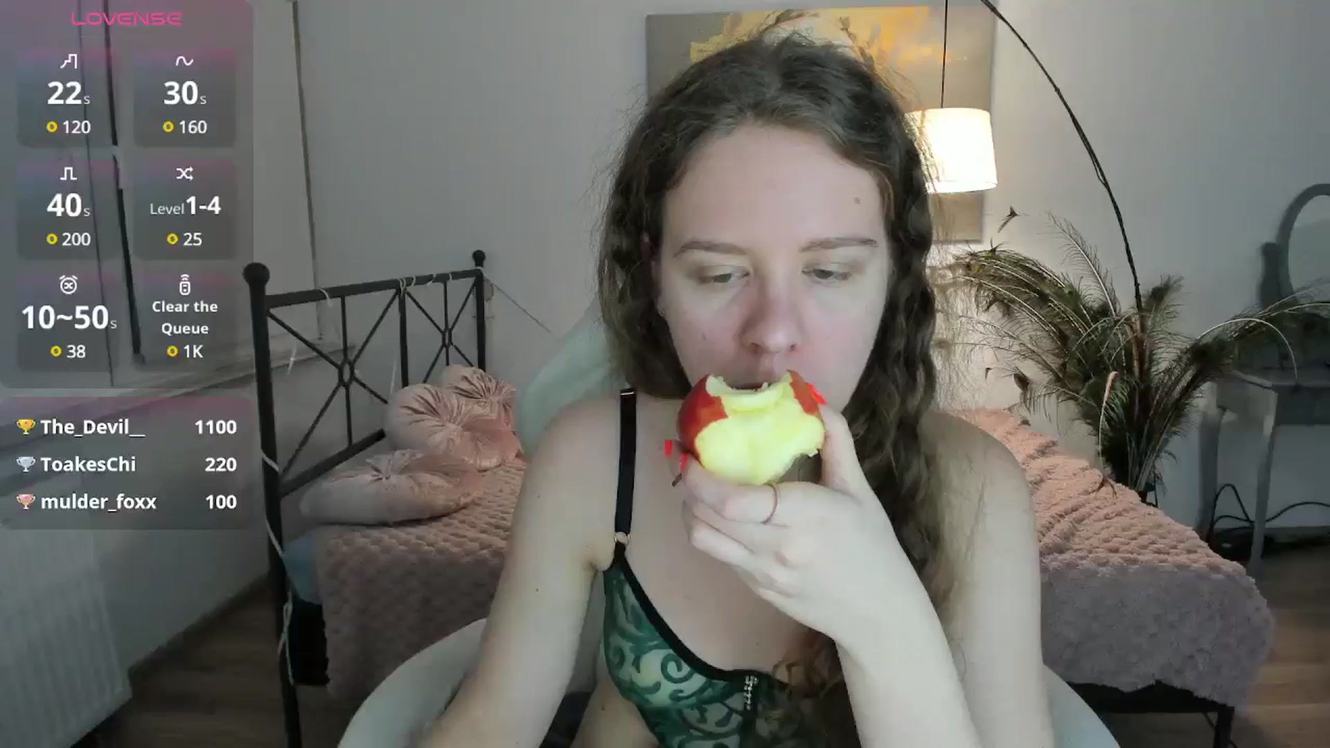 Gallery image thumbnail from LanaBelll's myfreecams stream on, 12/22/2024, 16:19 image 14 of 20