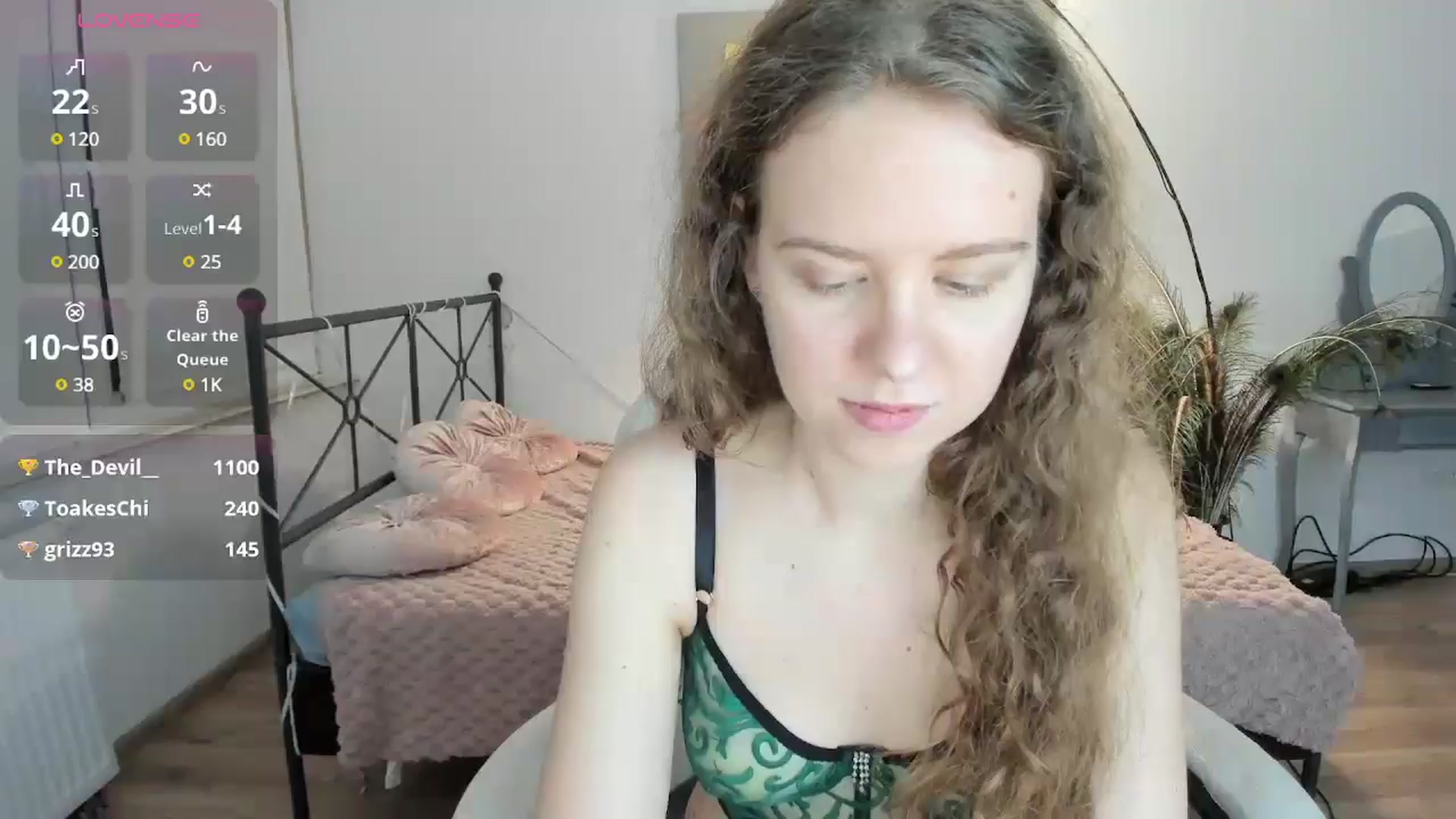 Gallery image thumbnail from LanaBelll's myfreecams stream on, 12/22/2024, 19:24 image 18 of 20