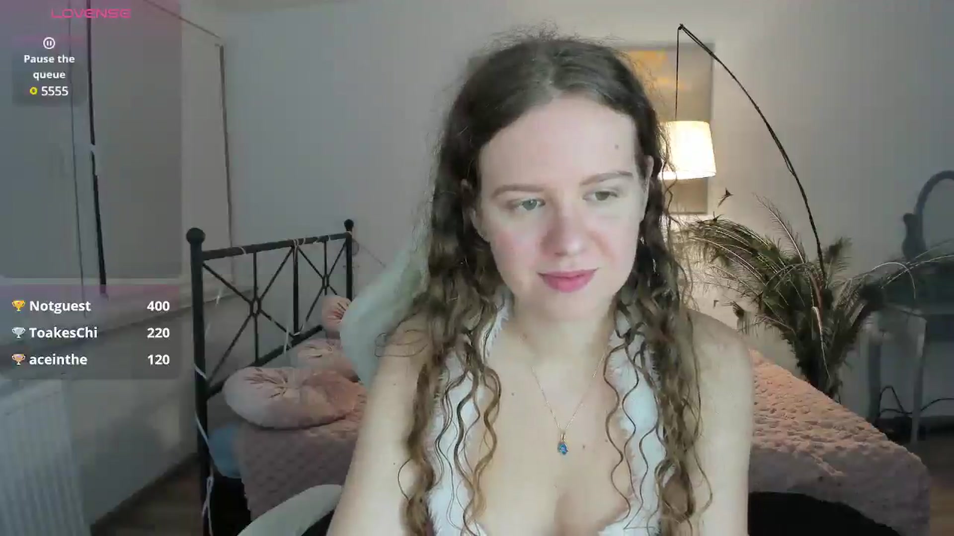 Gallery image thumbnail from LanaBelll's myfreecams stream on, 12/25/2024, 15:40 image 17 of 20