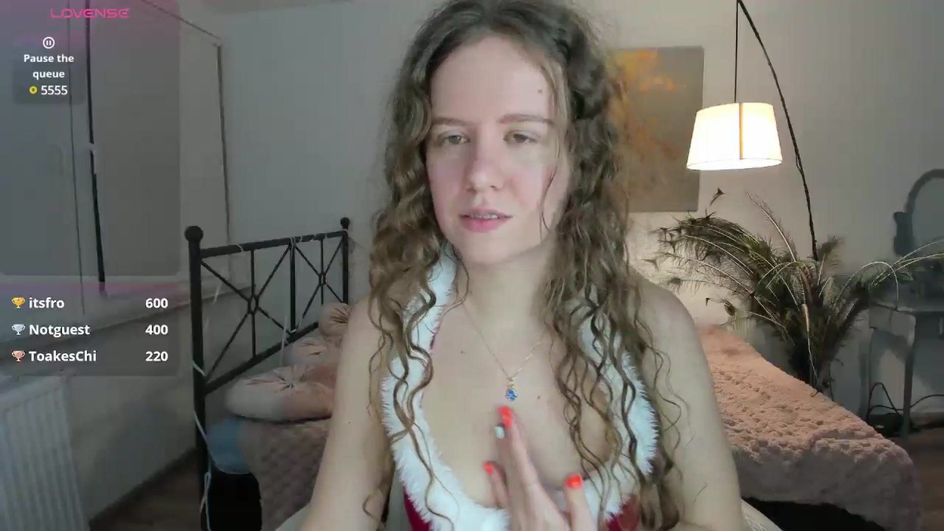 Gallery image thumbnail from LanaBelll's myfreecams stream on, 12/25/2024, 16:17 image 17 of 20