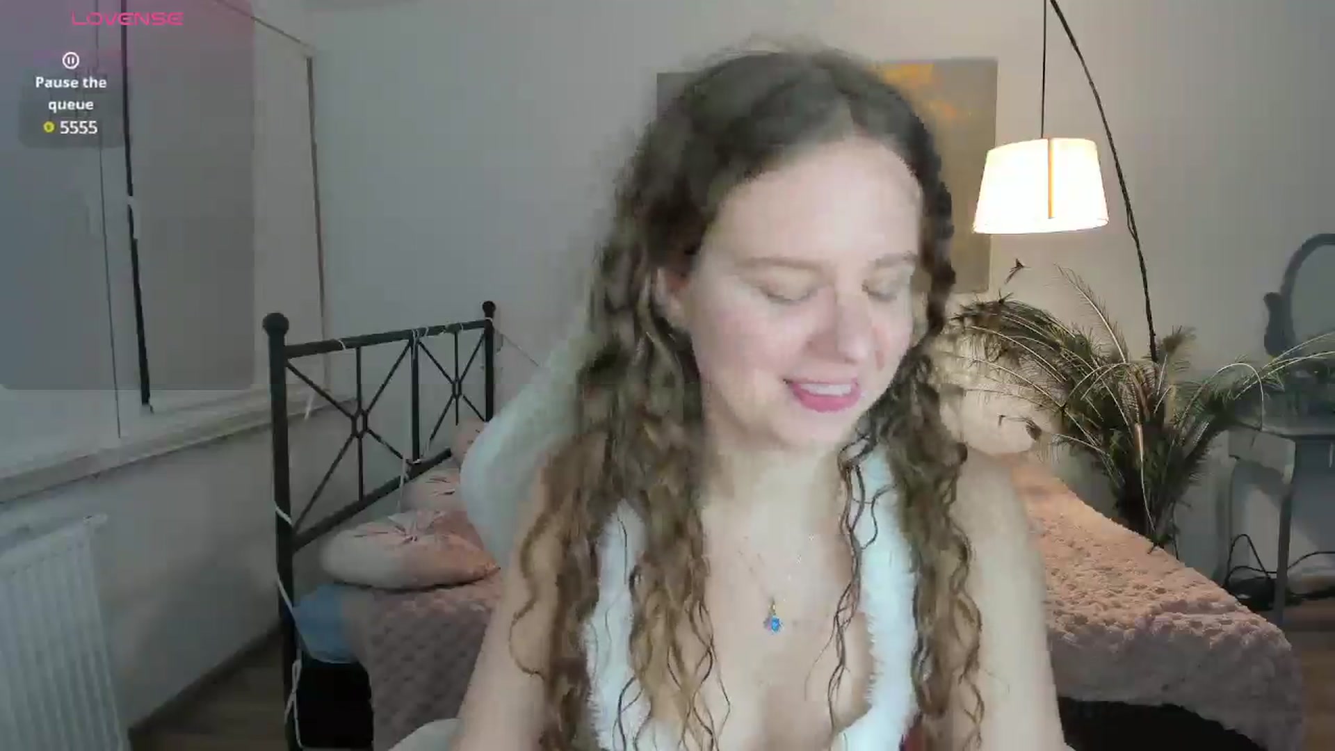 Gallery image thumbnail from LanaBelll's myfreecams stream on, 12/25/2024, 20:15 image 2 of 20