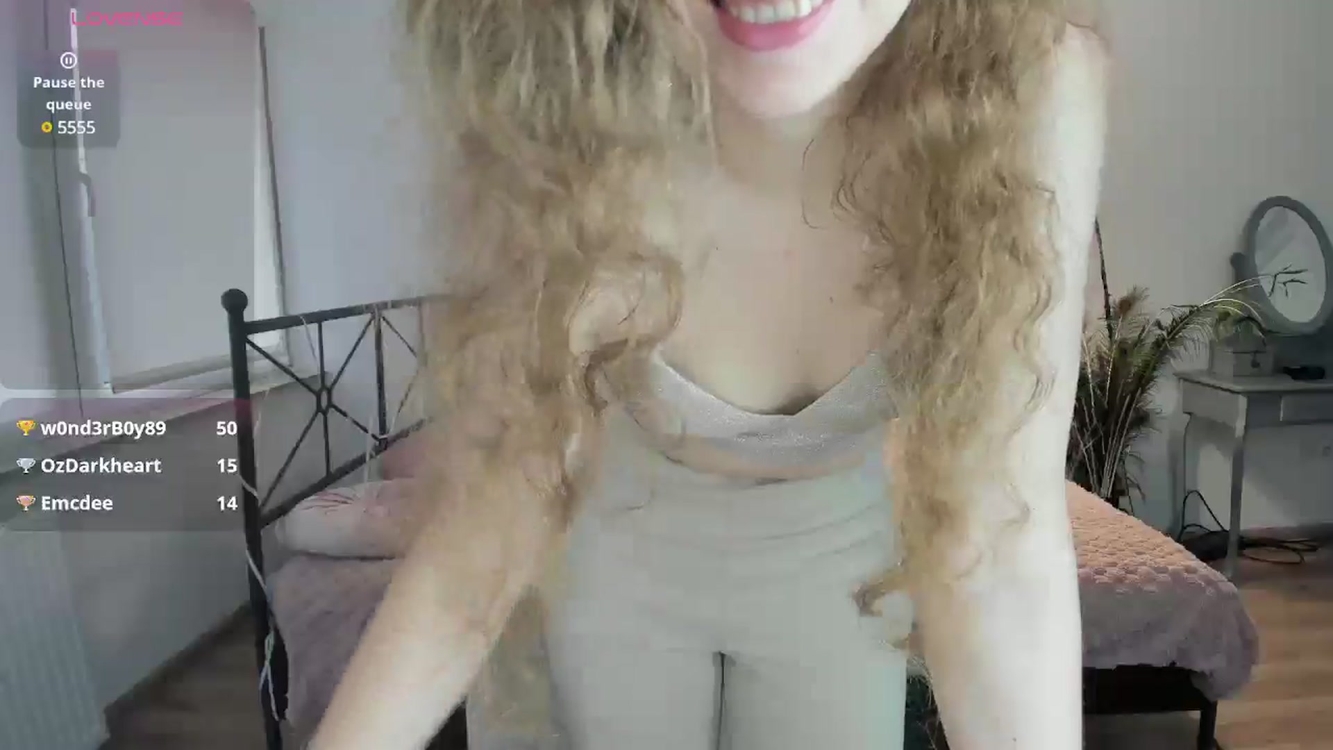 Gallery image thumbnail from LanaBelll's myfreecams stream on, 12/28/2024, 15:07 image 3 of 20