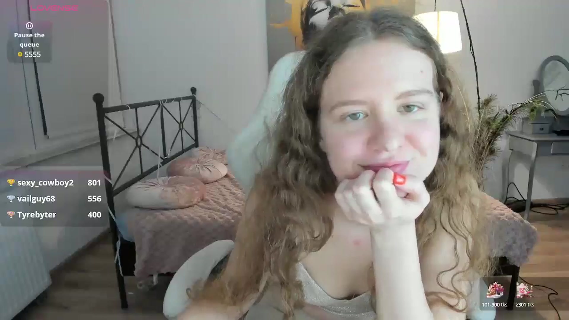 Gallery image thumbnail from LanaBelll's myfreecams stream on, 12/28/2024, 18:45 image 8 of 20