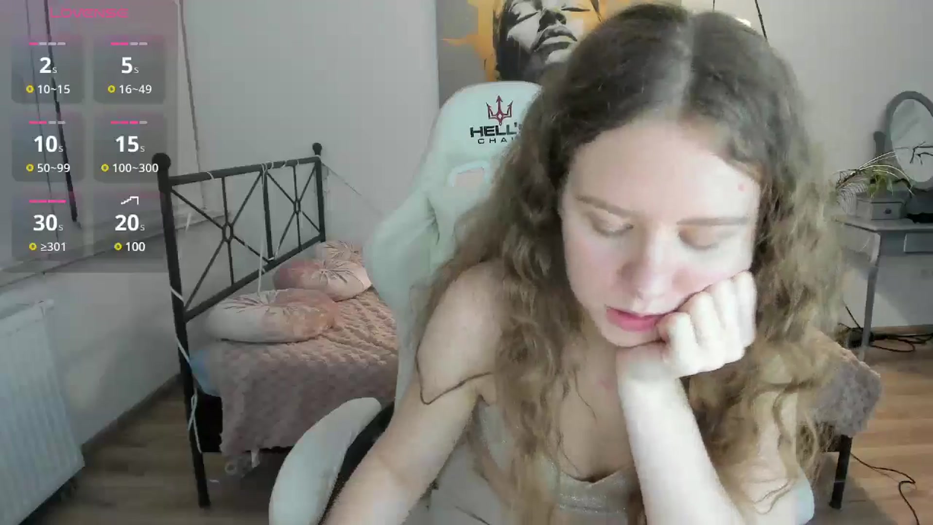 Gallery image thumbnail from LanaBelll's myfreecams stream on, 12/28/2024, 18:45 image 14 of 20