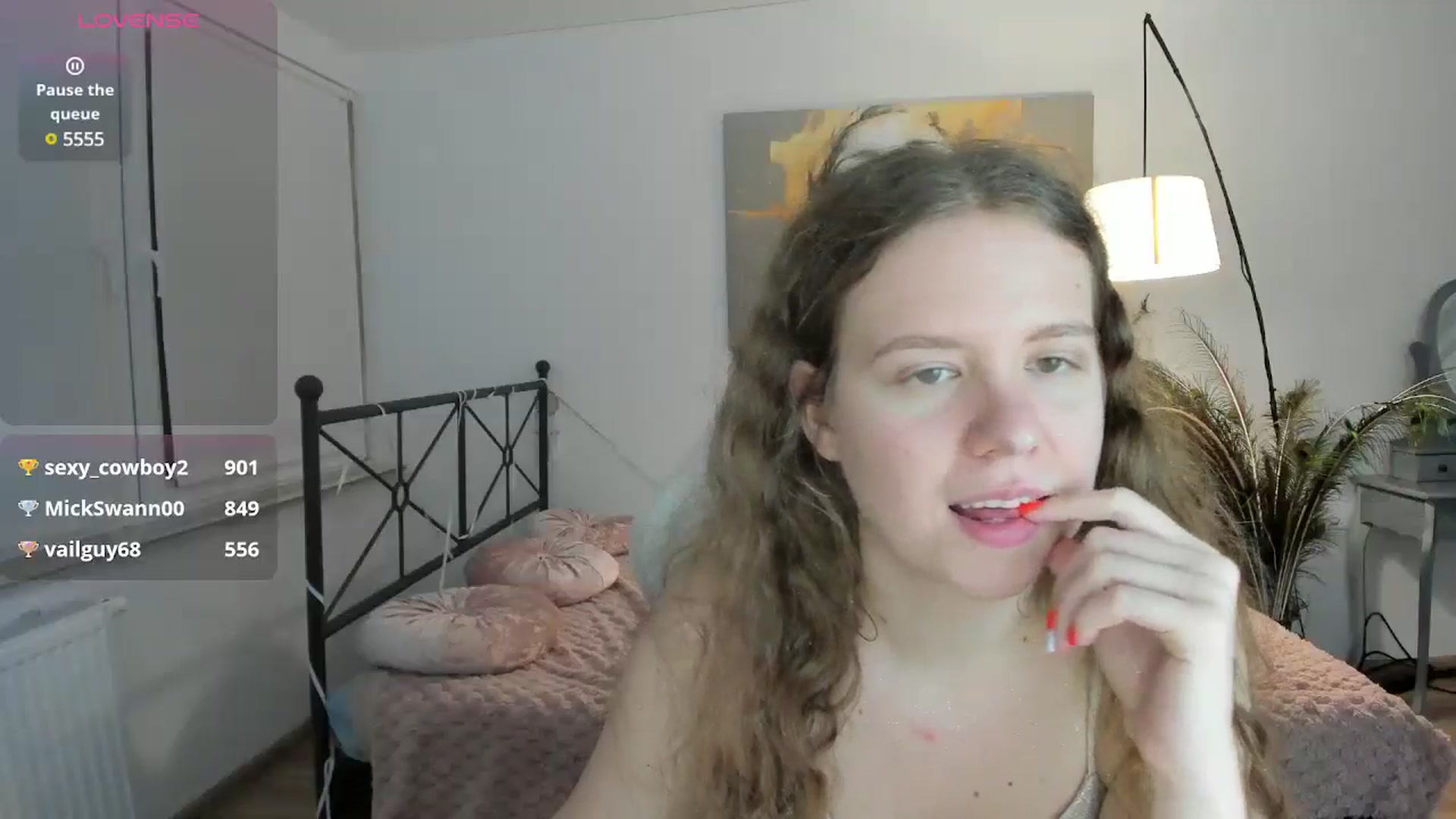 Gallery image thumbnail from LanaBelll's myfreecams stream on, 12/28/2024, 21:39 image 10 of 20