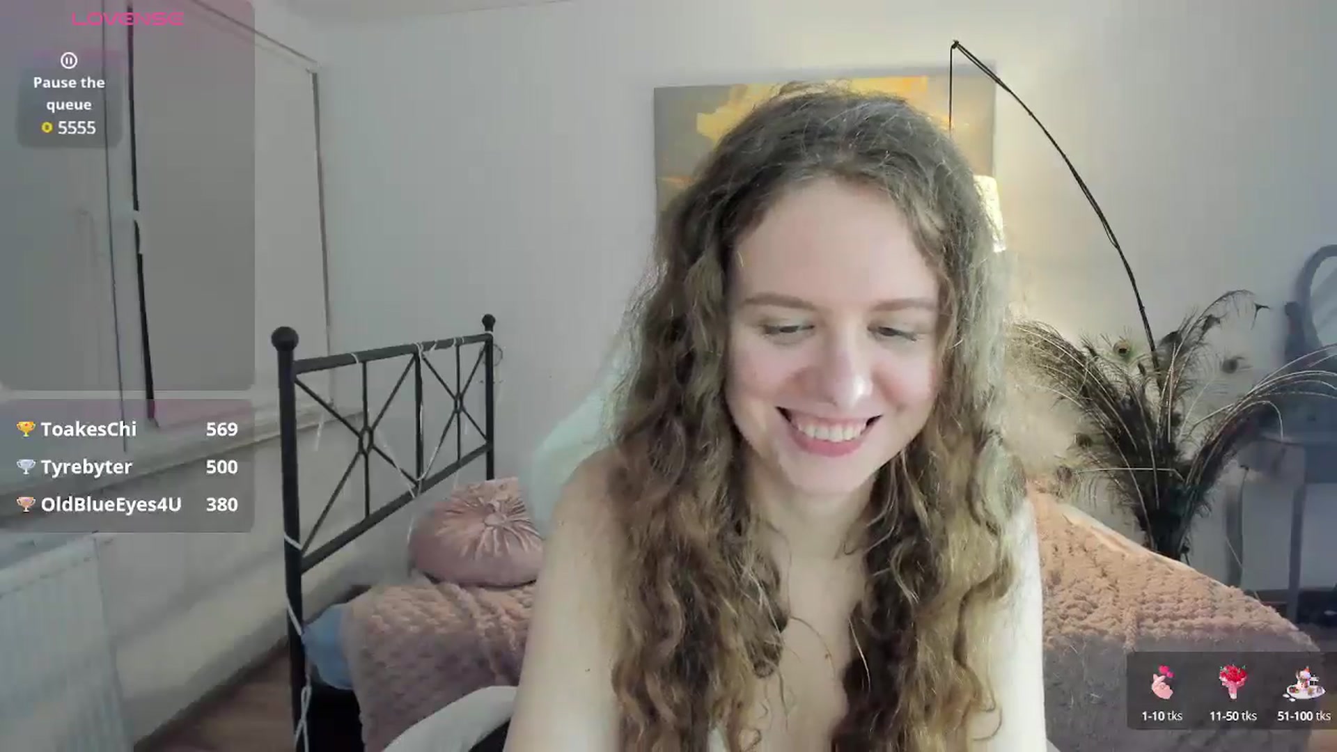 Gallery image thumbnail from LanaBelll's myfreecams stream on, 01/15/2025, 21:05 image 3 of 20