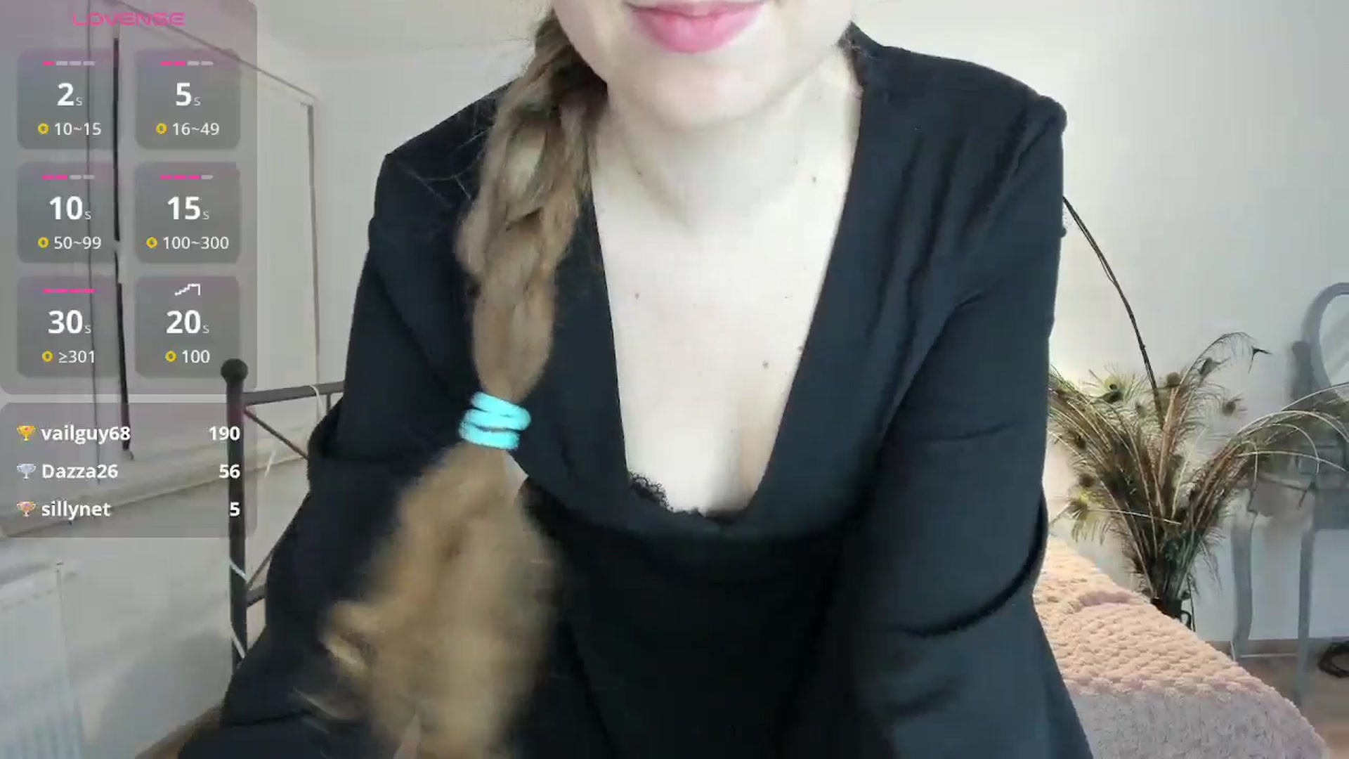 Gallery image thumbnail from LanaBelll's myfreecams stream on, 01/20/2025, 17:34 image 12 of 20