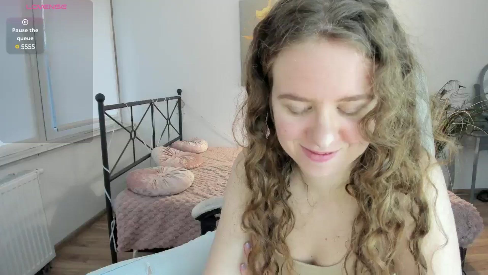 Gallery image thumbnail from LanaBelll's myfreecams stream on, 01/22/2025, 15:43 image 2 of 20
