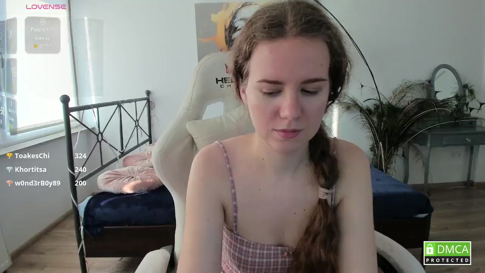Gallery image thumbnail from LanaBelll's myfreecams stream on, 04/01/2025, 16:22 image 10 of 20