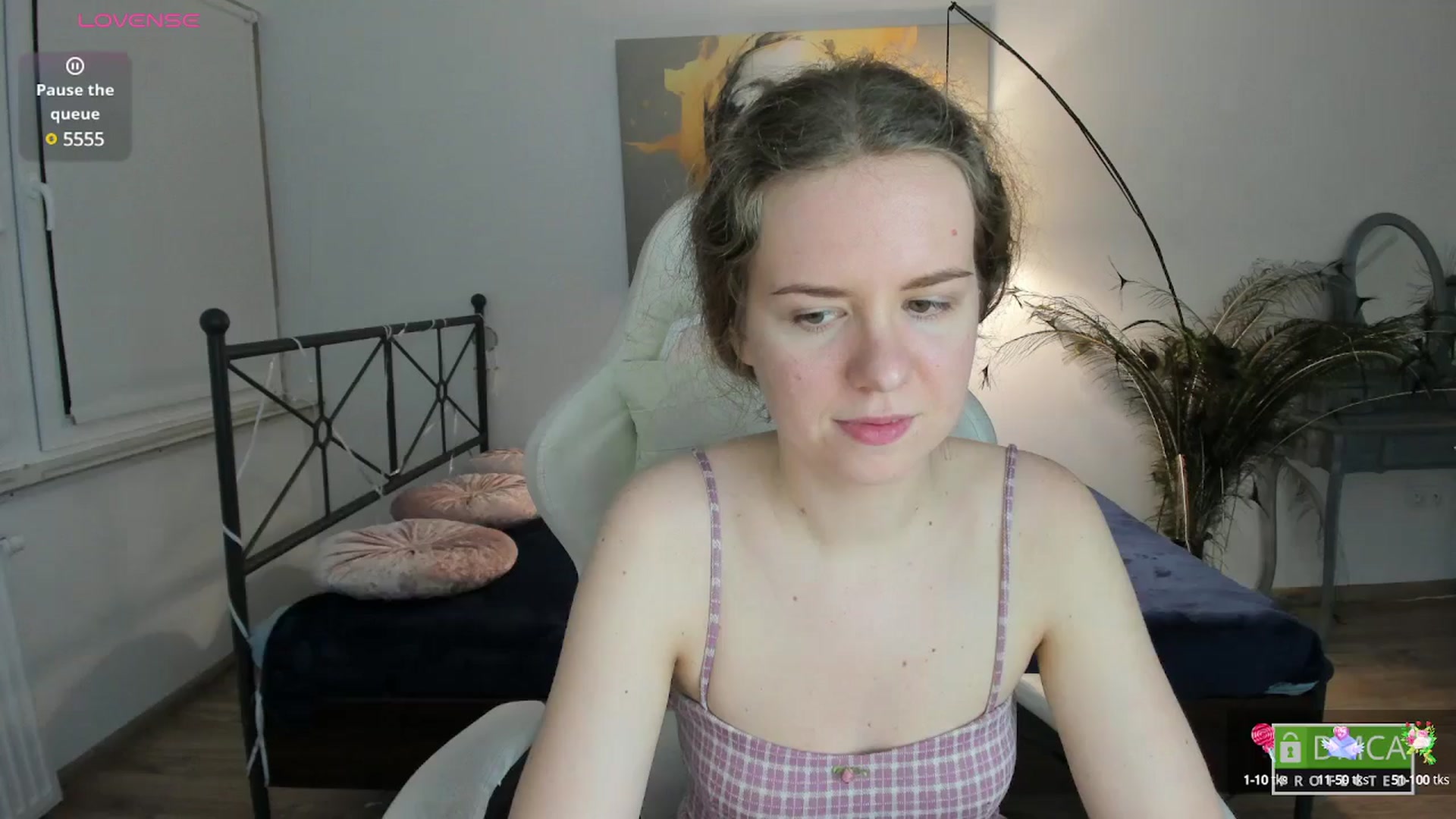 Gallery image thumbnail from LanaBelll's myfreecams stream on, 04/01/2025, 21:19 image 15 of 20