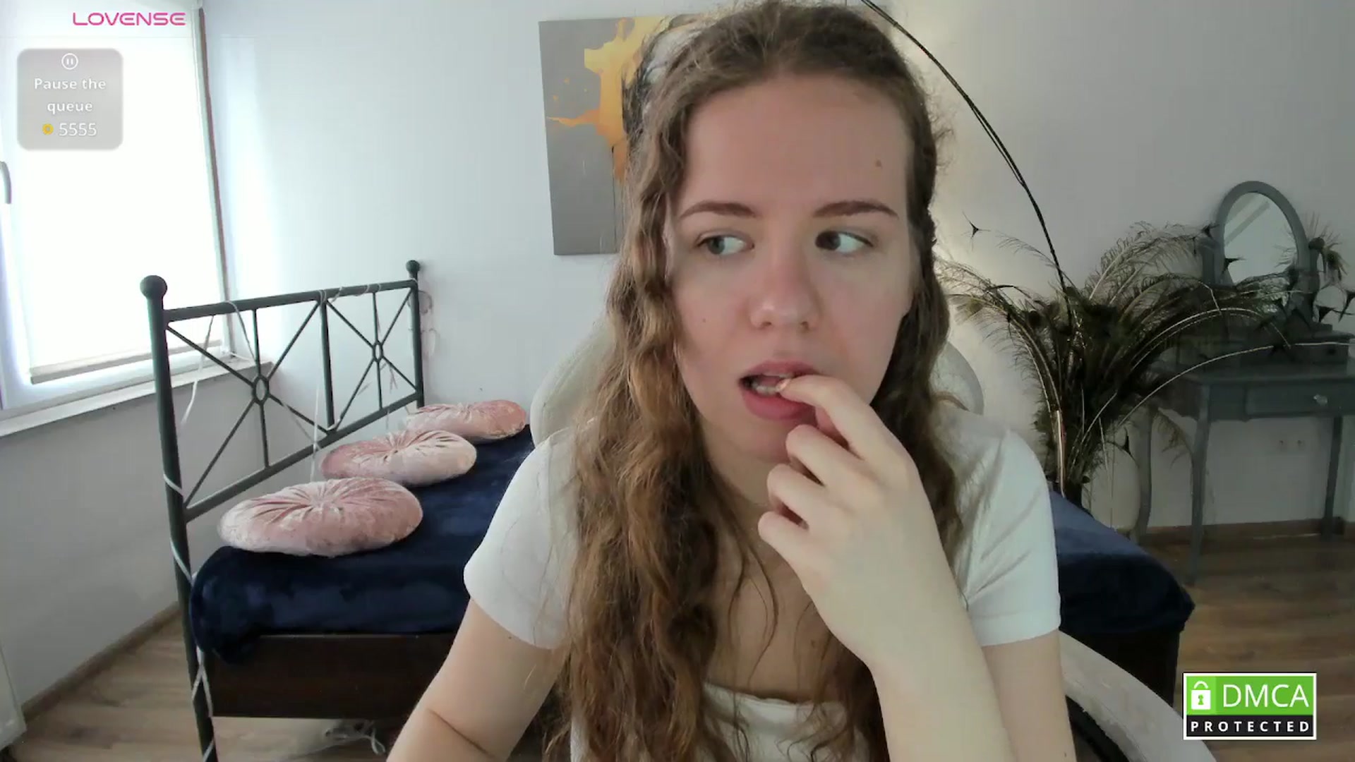 Gallery image thumbnail from LanaBelll's myfreecams stream on, 04/04/2025, 13:40 image 14 of 20