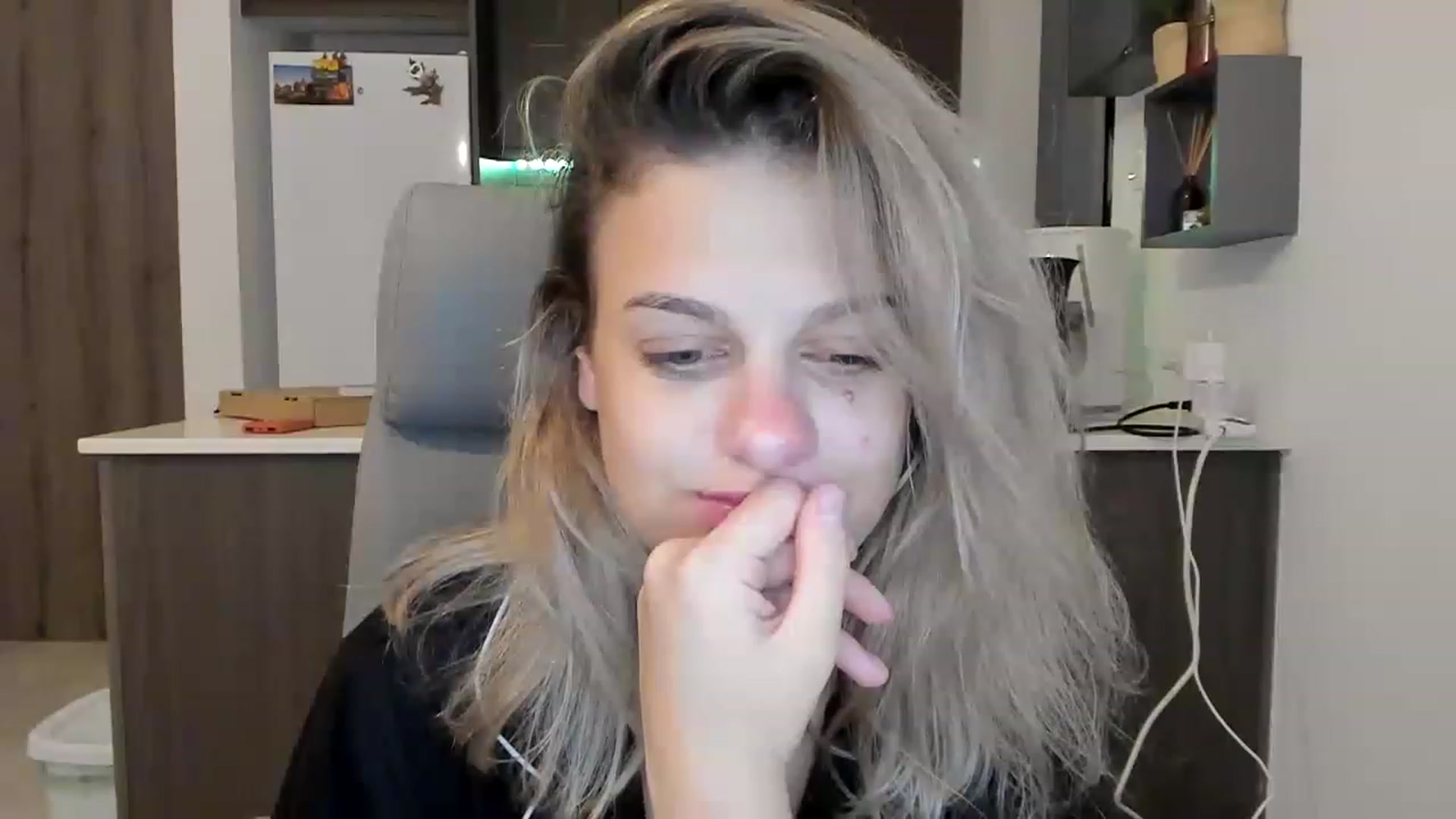 Gallery image thumbnail from LanaDeluxe's myfreecams stream on, 11/15/2022, 01:42 image 10 of 20