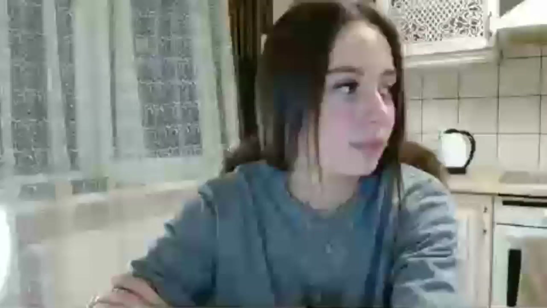 Gallery image thumbnail from LanaG's myfreecams stream on, 05/09/2026, 17:29 image 16 of 20