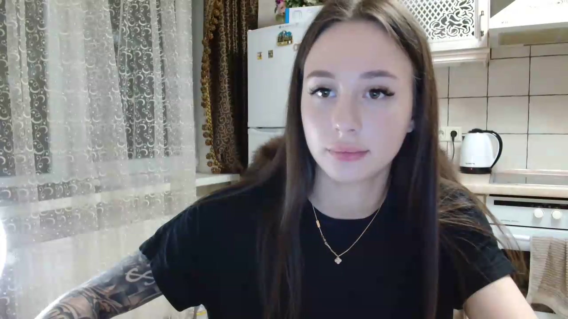 Gallery image thumbnail from LanaG's myfreecams stream on, 05/13/2026, 18:23 image 10 of 20