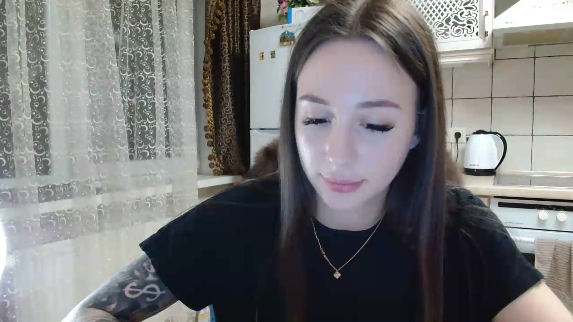 Gallery image thumbnail from LanaG's myfreecams stream on, 05/13/2026, 18:23 image 12 of 20