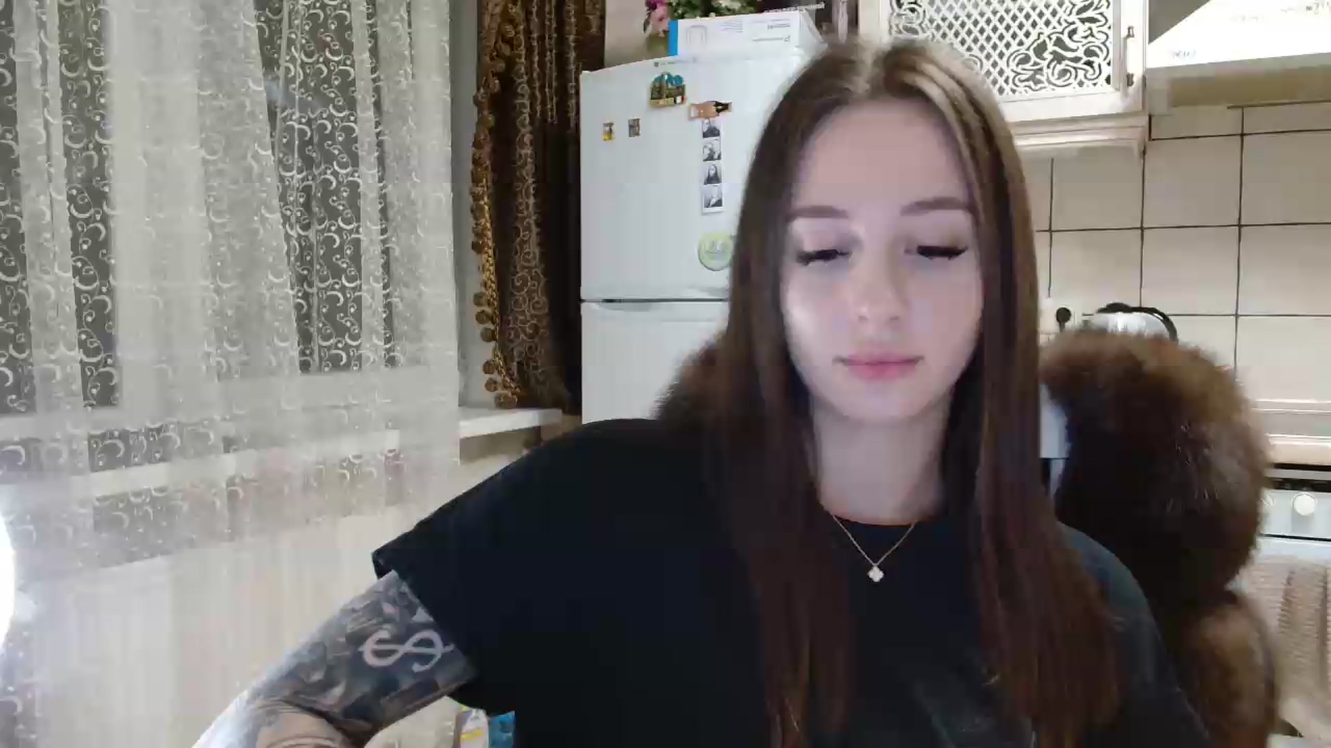 Gallery image thumbnail from LanaG's myfreecams stream on, 05/13/2026, 21:35 image 13 of 20