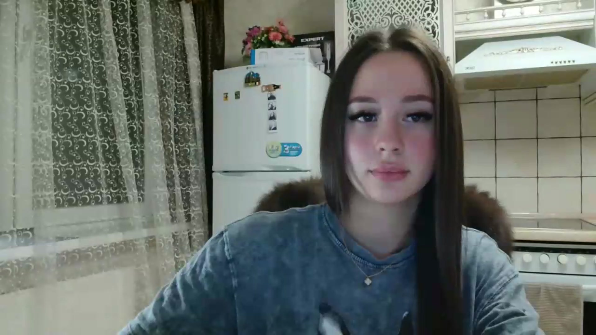 Gallery image thumbnail from LanaG's myfreecams stream on, 05/16/2026, 19:12 image 9 of 20