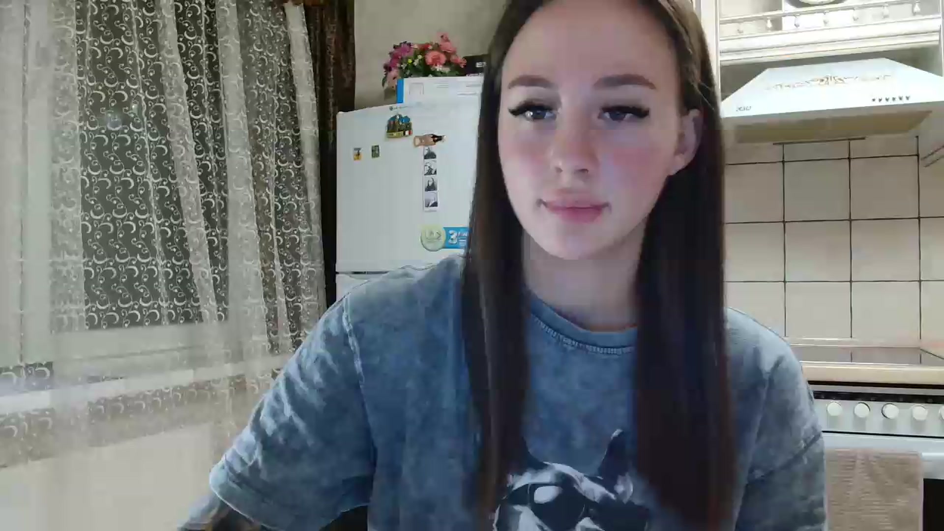 Gallery image thumbnail from LanaG's myfreecams stream on, 05/16/2026, 20:34 image 7 of 20