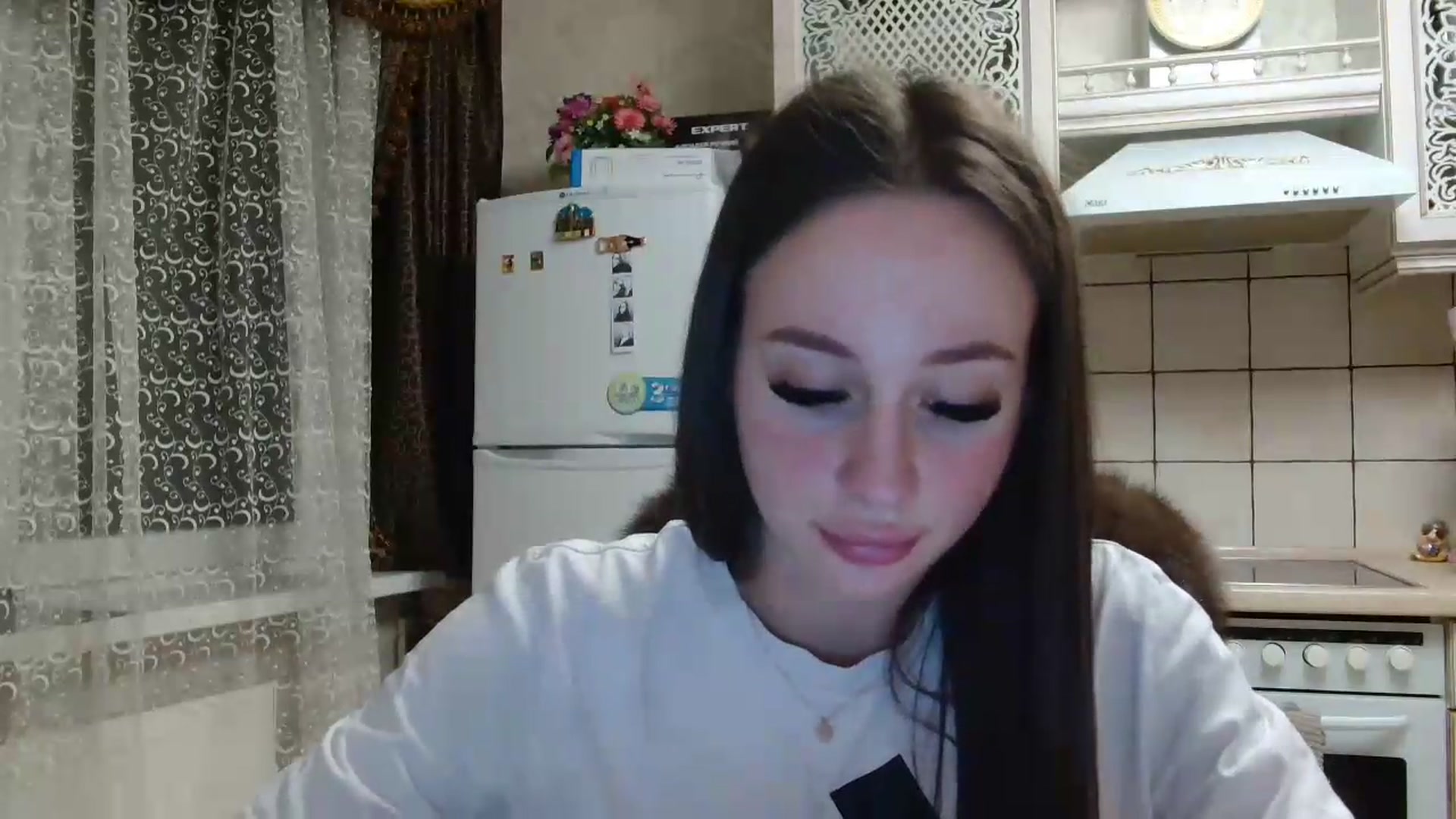 Gallery image thumbnail from LanaG's myfreecams stream on, 05/17/2026, 20:31 image 4 of 20