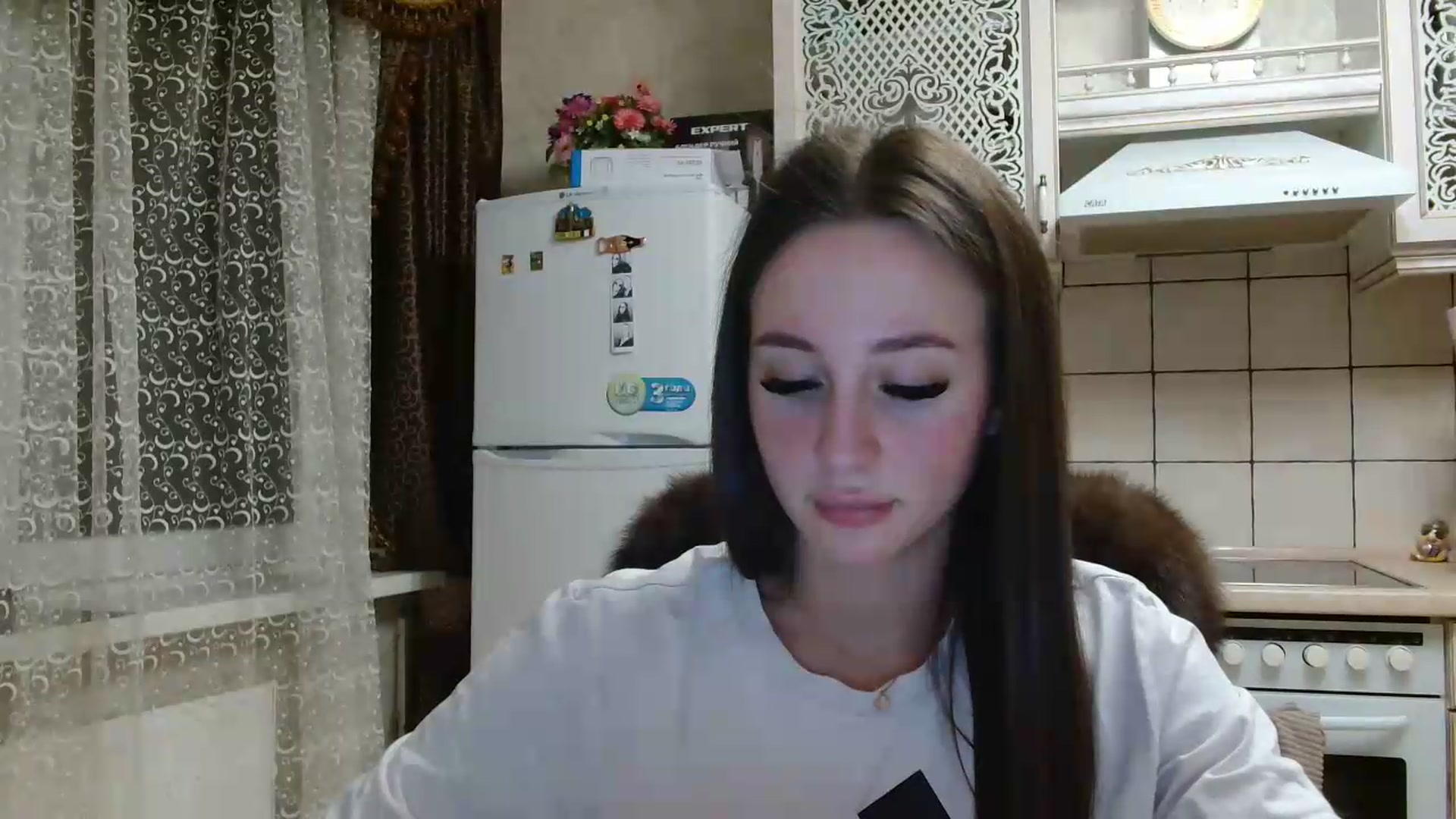 Gallery image thumbnail from LanaG's myfreecams stream on, 05/17/2026, 20:31 image 9 of 20