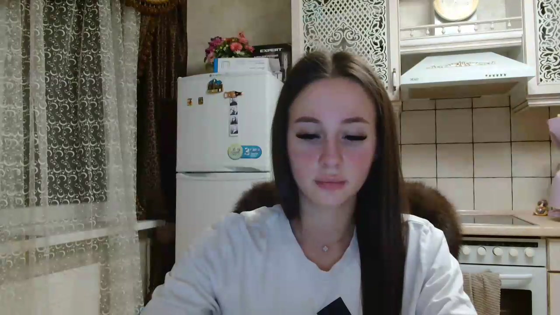 Gallery image thumbnail from LanaG's myfreecams stream on, 05/17/2026, 20:31 image 18 of 20