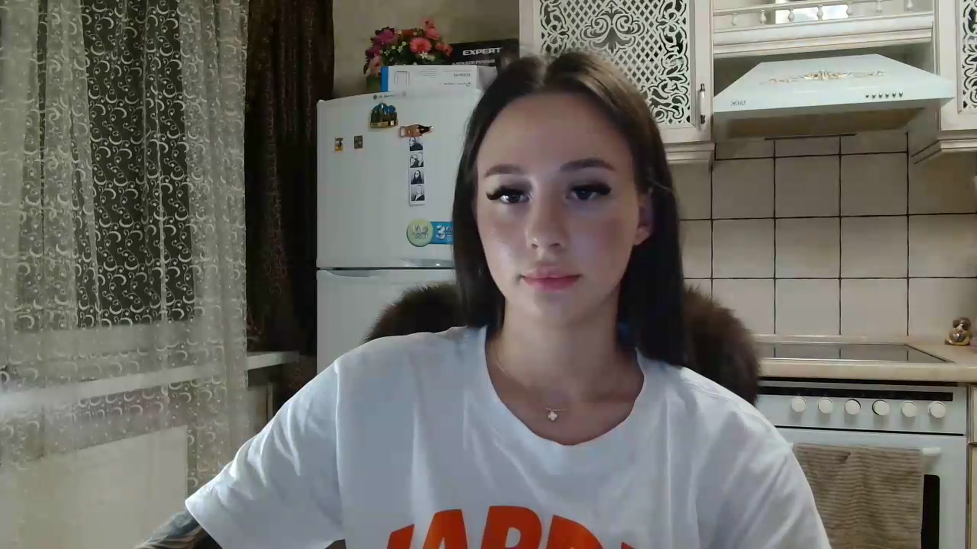 Gallery image thumbnail from LanaG's myfreecams stream on, 05/18/2026, 22:07 image 18 of 20