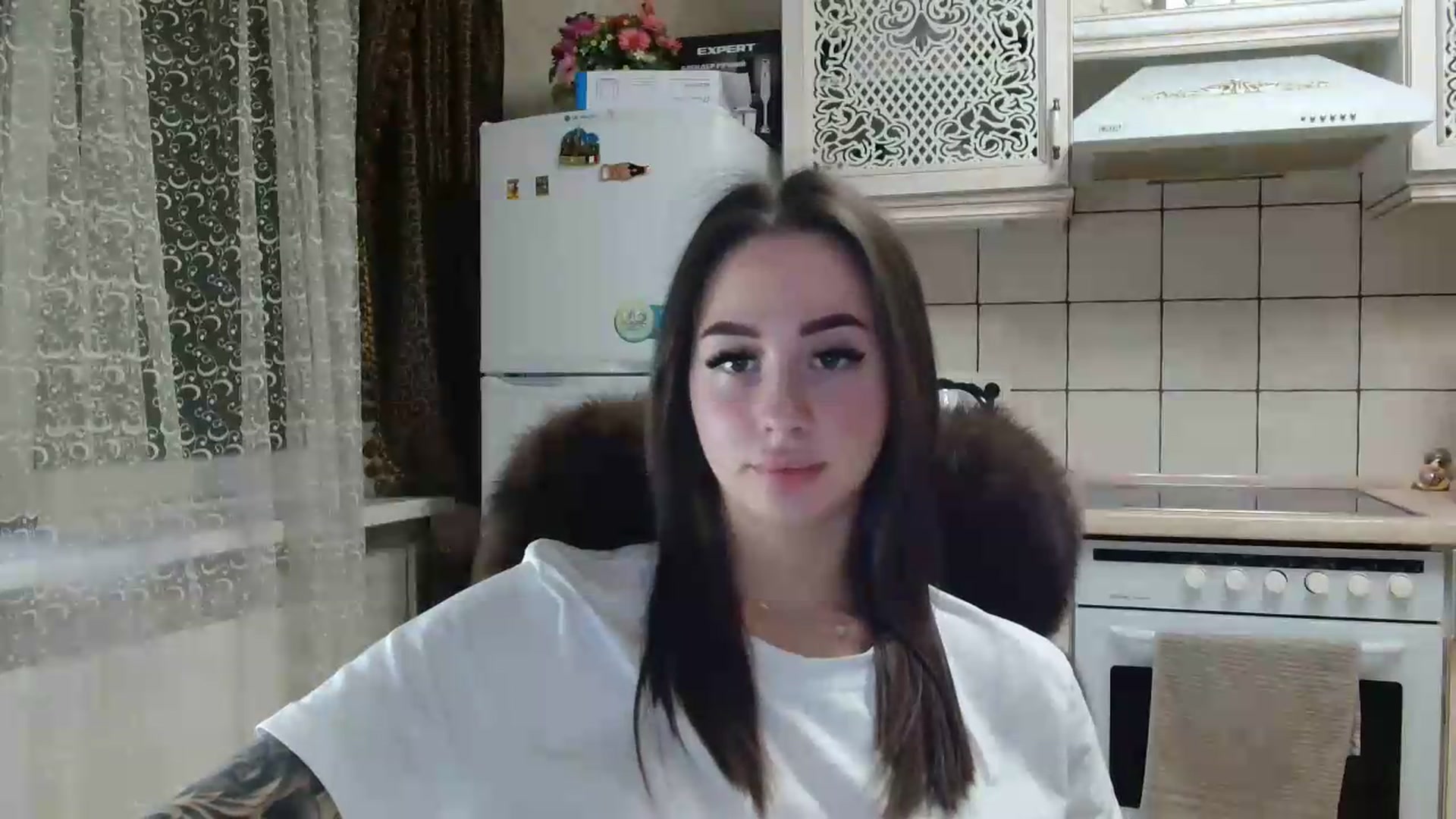 Gallery image thumbnail from LanaG's myfreecams stream on, 05/21/2026, 21:27 image 7 of 20