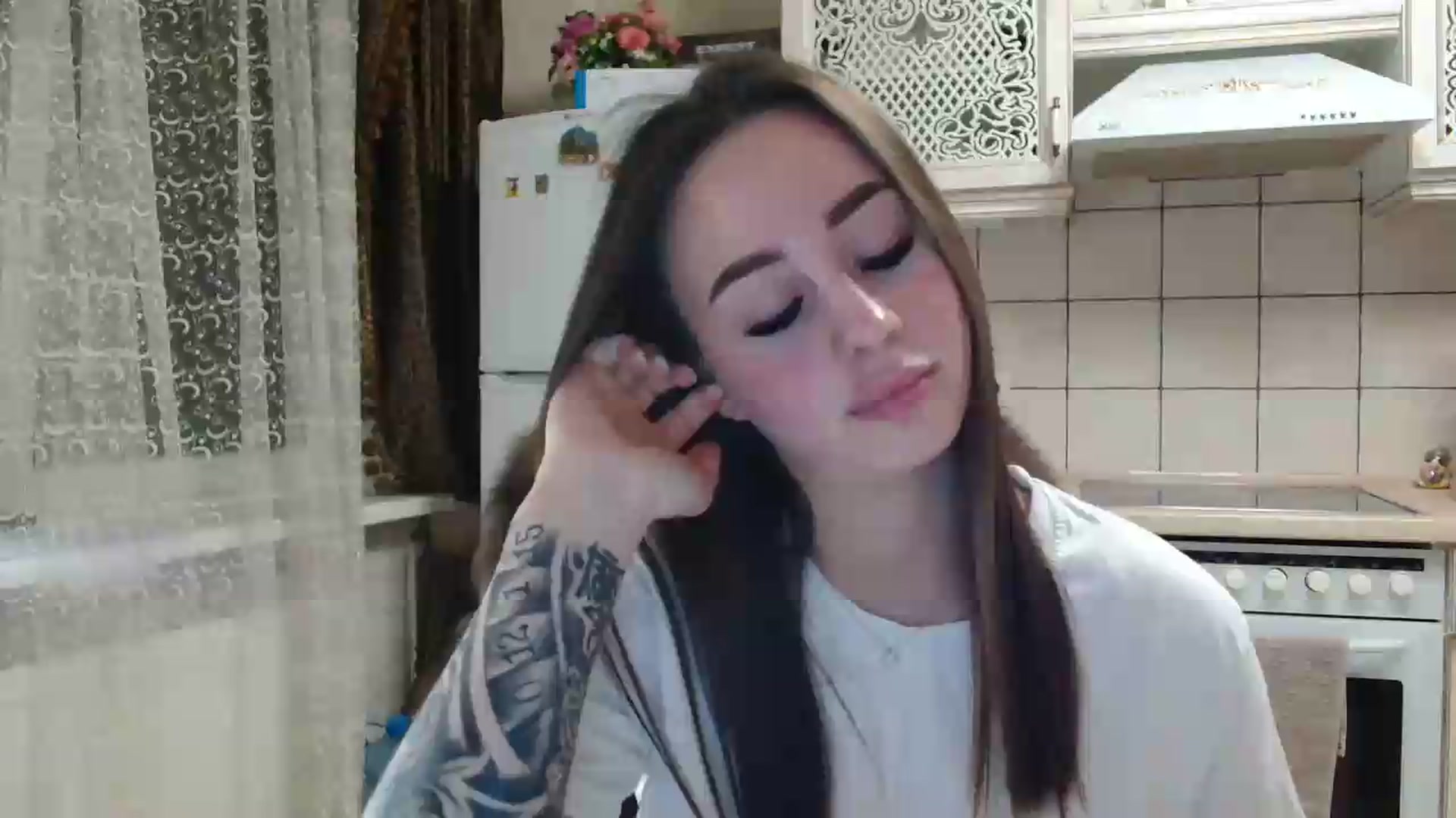Gallery image thumbnail from LanaG's myfreecams stream on, 05/21/2026, 23:16 image 1 of 20