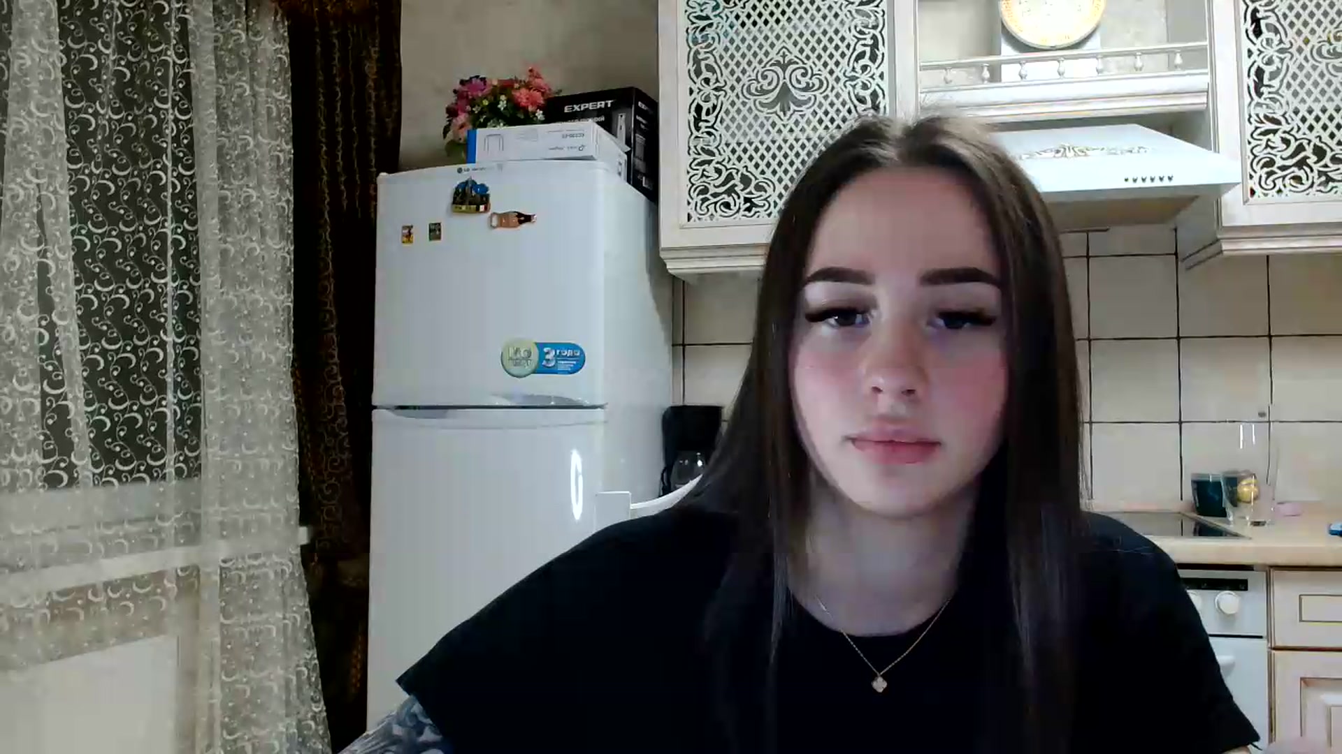 Gallery image thumbnail from LanaG's myfreecams stream on, 05/26/2026, 24:09 image 12 of 20