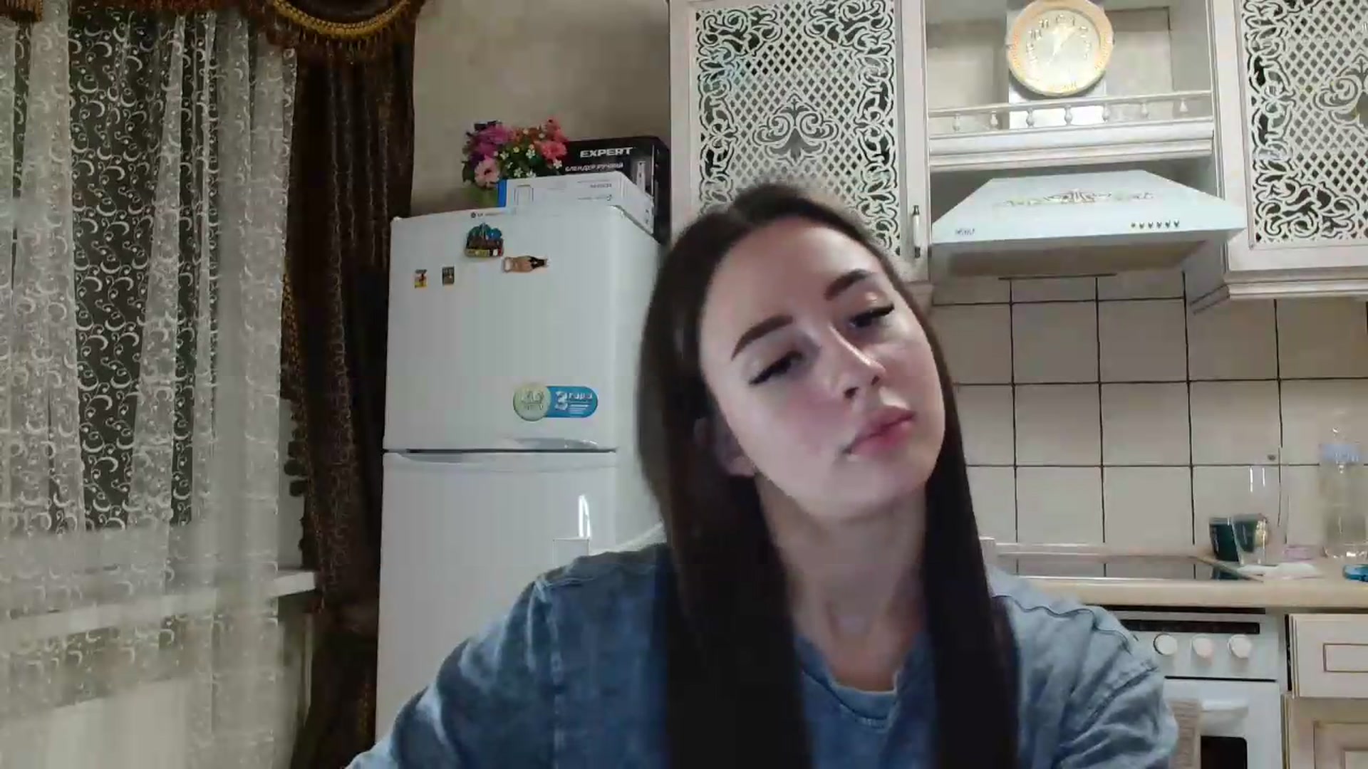 Gallery image thumbnail from LanaG's myfreecams stream on, 05/27/2026, 21:59 image 9 of 20