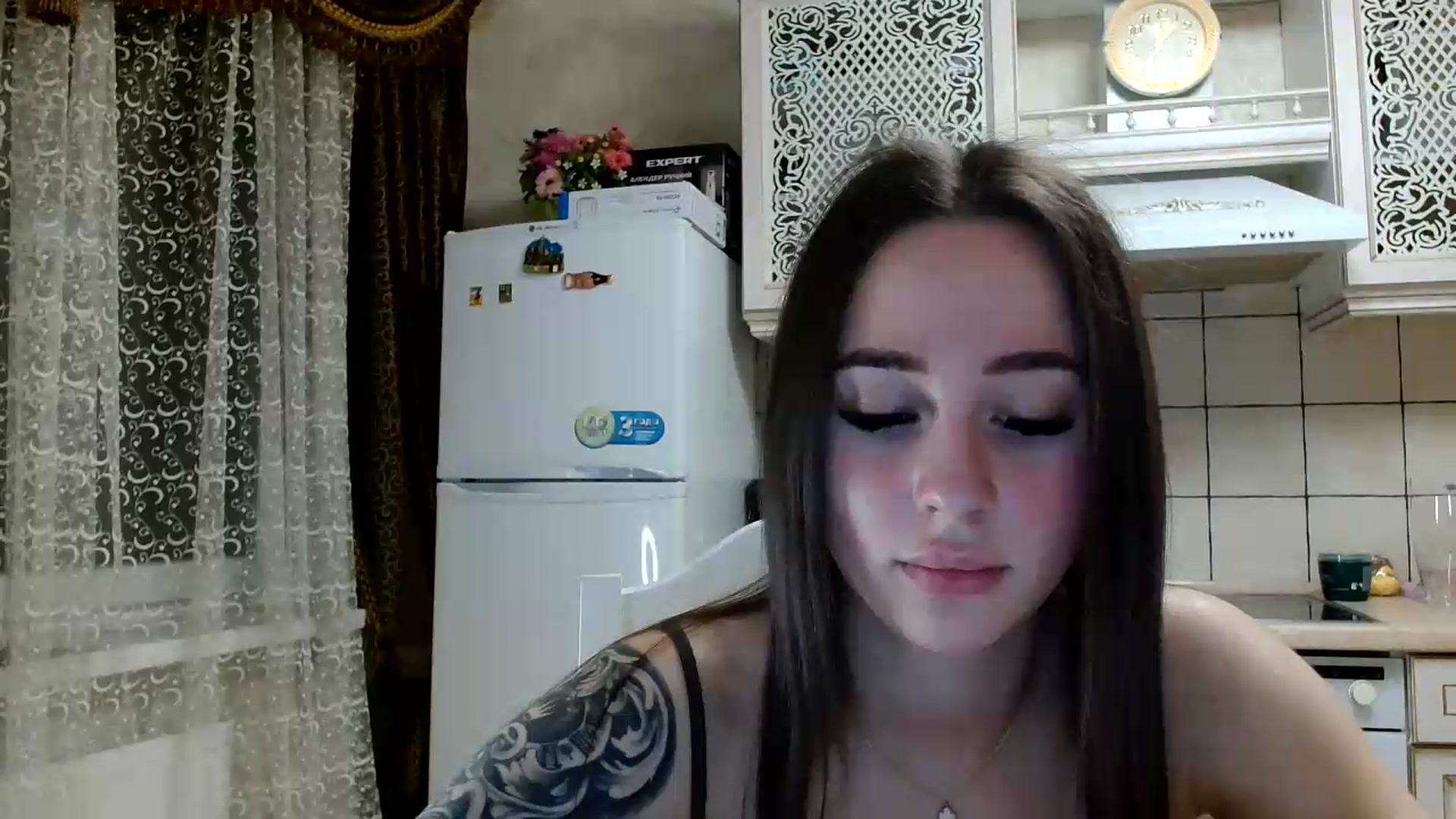 Gallery image thumbnail from LanaG's myfreecams stream on, 05/31/2026, 21:57 image 17 of 20