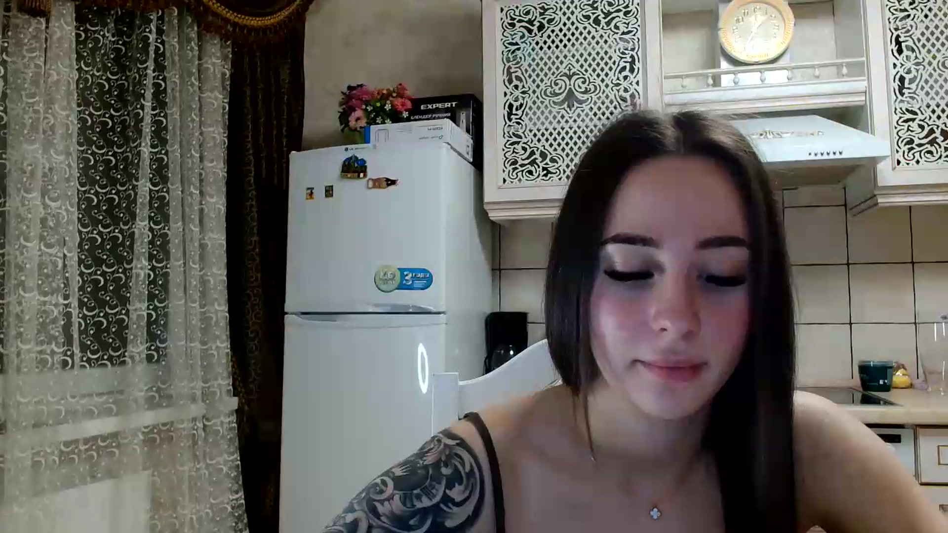 Gallery image thumbnail from LanaG's myfreecams stream on, 05/31/2026, 23:35 image 10 of 20