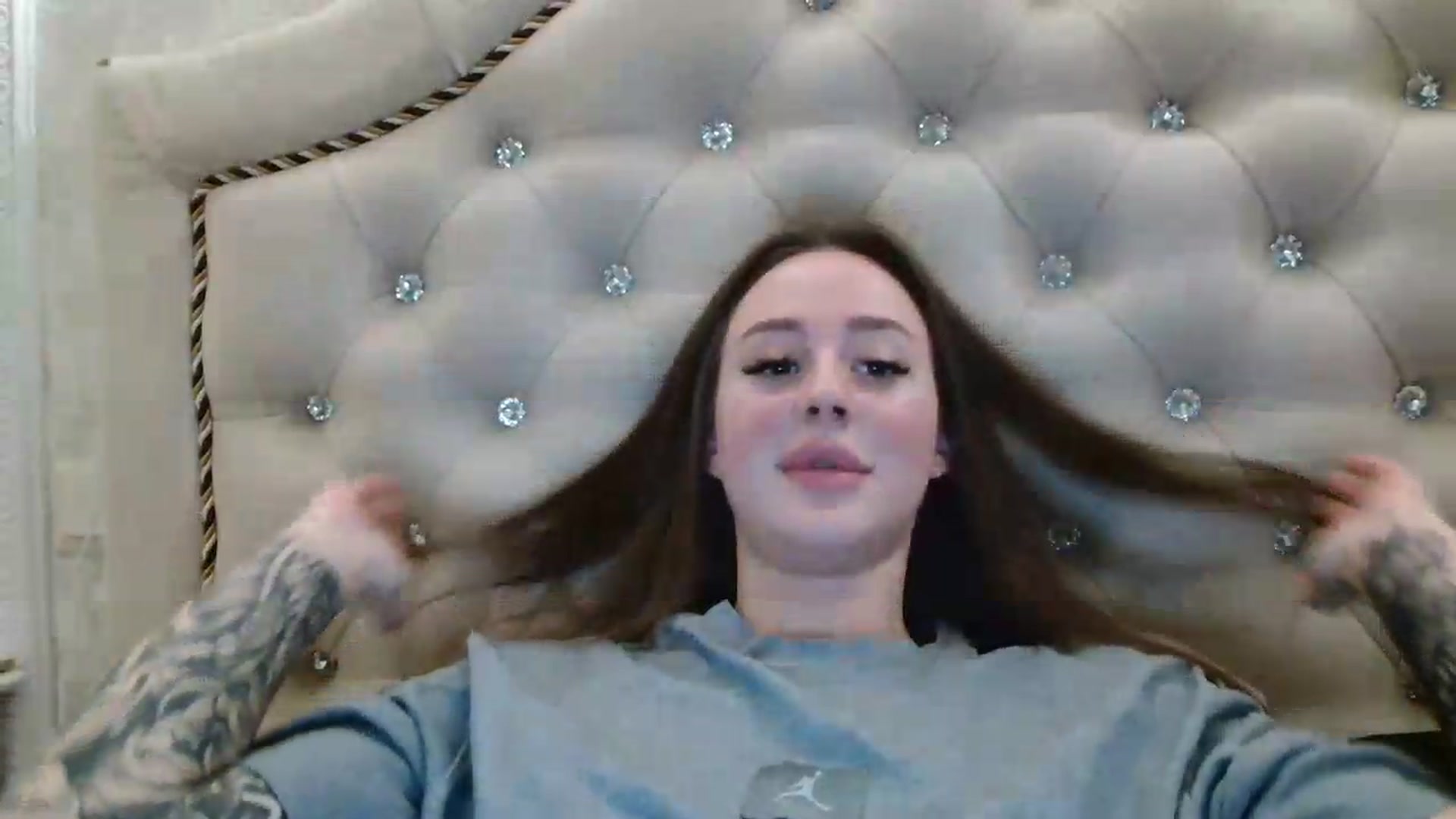 Gallery image thumbnail from LanaG's myfreecams stream on, 06/04/2026, 22:49 image 19 of 20