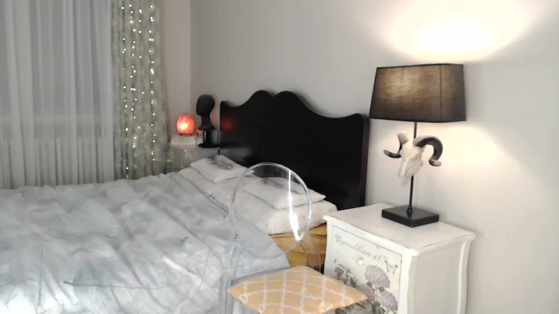 Gallery image thumbnail from LanaIvans's myfreecams stream on, 11/26/2022, 19:15 image 14 of 20