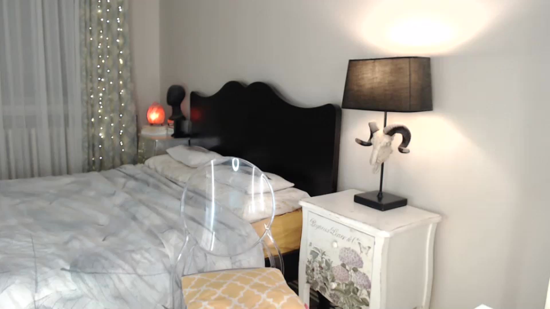 Gallery image thumbnail from LanaIvans's myfreecams stream on, 12/01/2022, 07:59 image 18 of 20