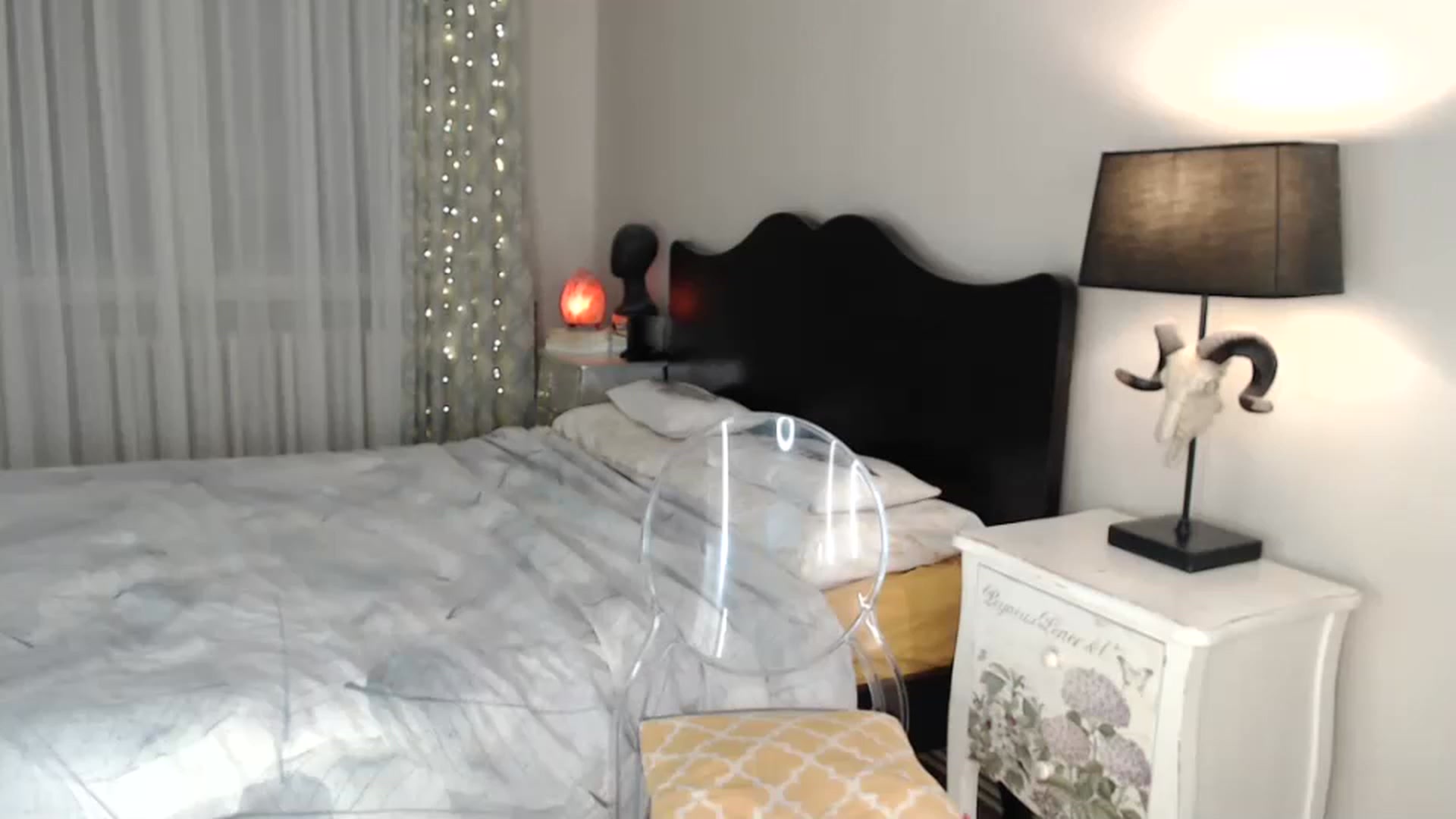 Gallery image thumbnail from LanaIvans's myfreecams stream on, 12/01/2022, 07:59 image 14 of 20
