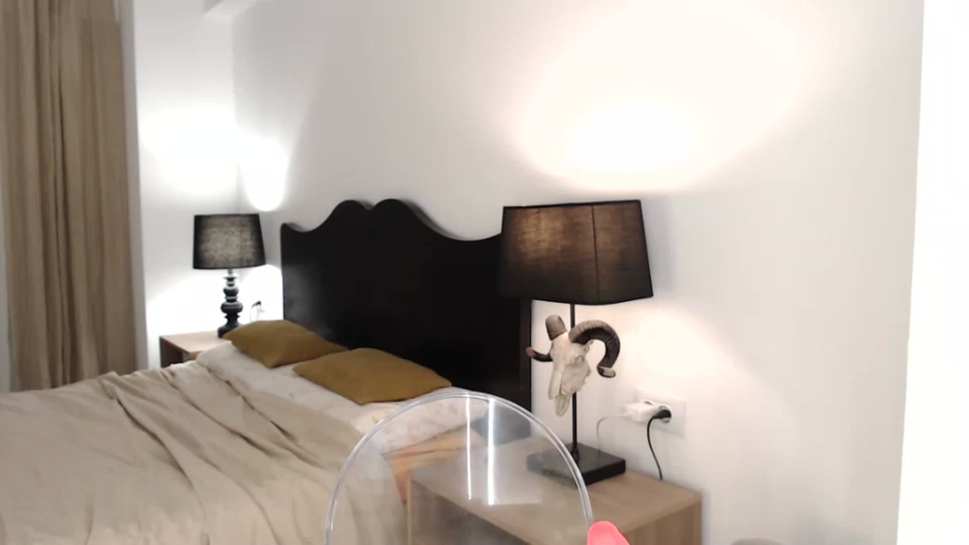 Gallery image thumbnail from LanaIvans's myfreecams stream on, 03/09/2023, 22:37 image 13 of 20