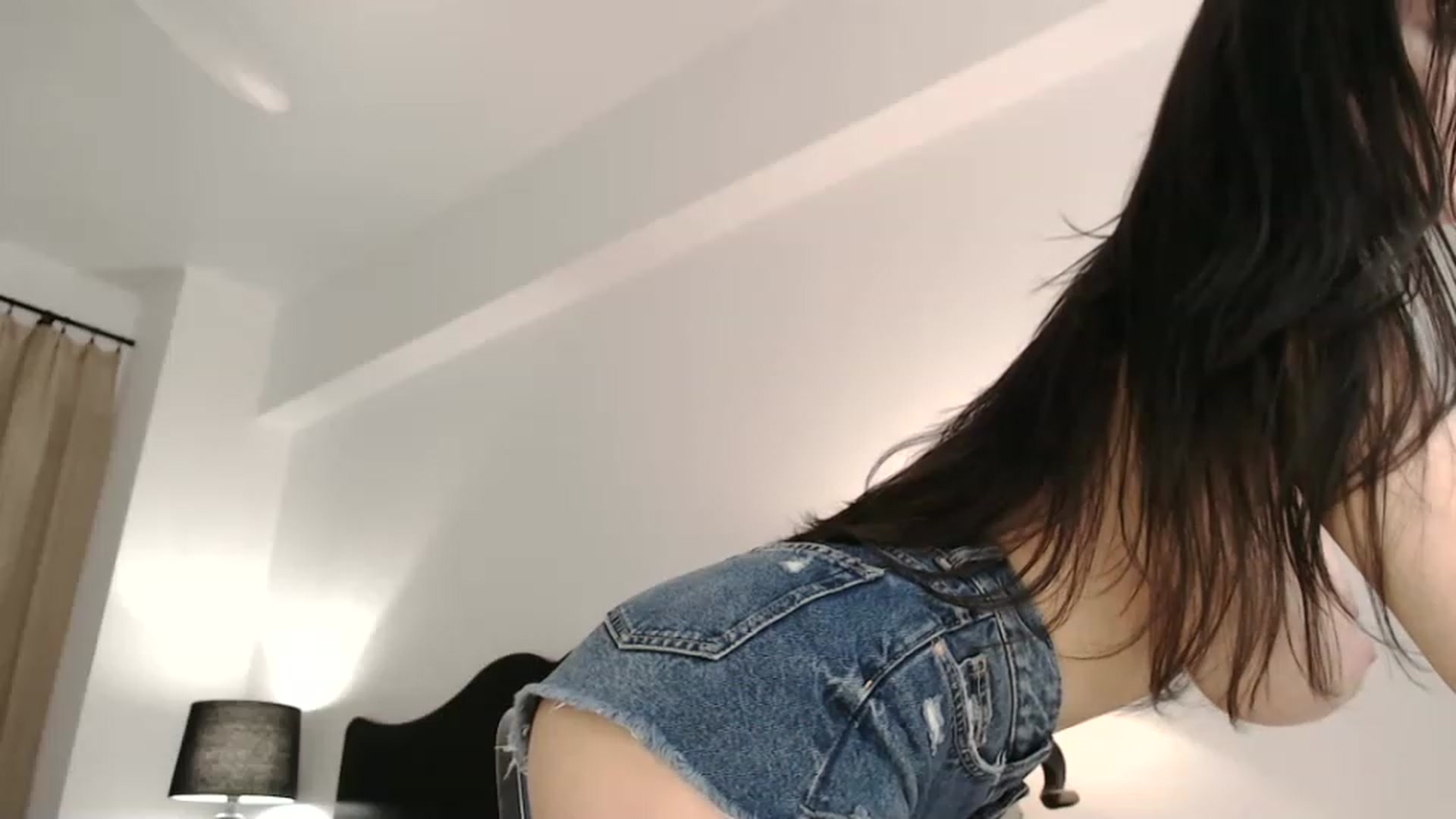 Gallery image thumbnail from LanaIvans's myfreecams stream on, 05/03/2023, 20:37 image 3 of 20