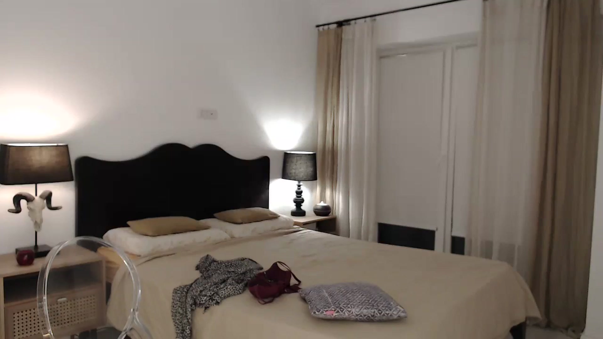 Gallery image thumbnail from LanaIvans's myfreecams stream on, 08/15/2023, 19:14 image 19 of 20
