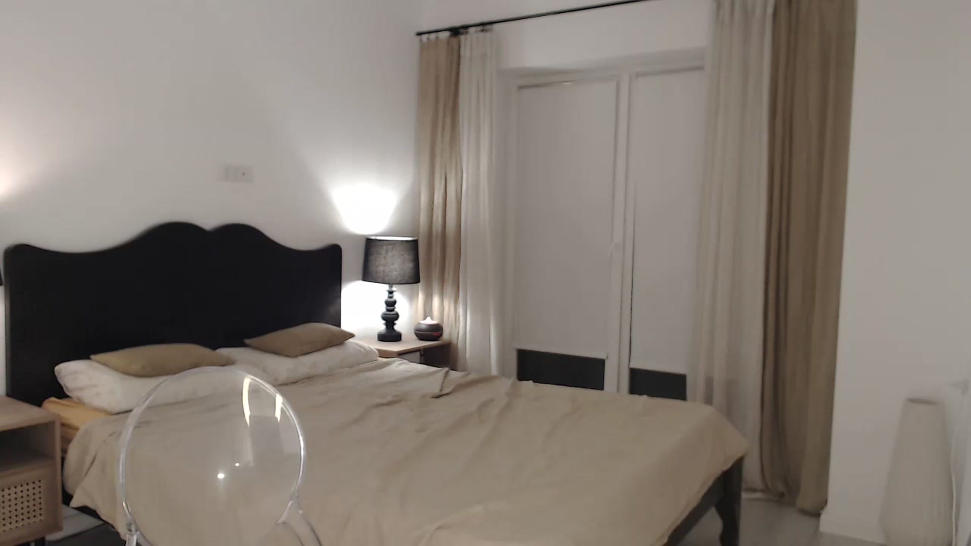 Gallery image thumbnail from LanaIvans's myfreecams stream on, 08/21/2023, 17:57 image 12 of 20