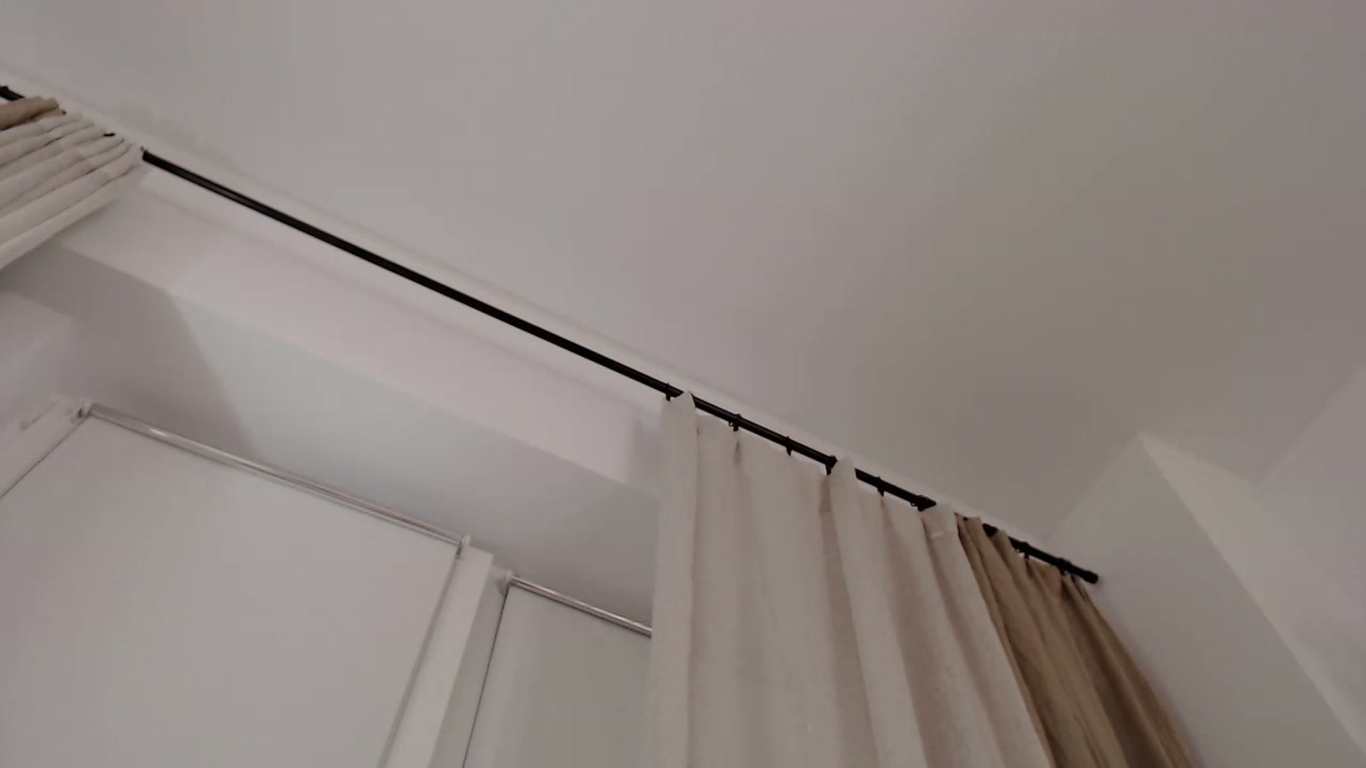 Gallery image thumbnail from LanaIvans's myfreecams stream on, 09/12/2023, 22:30 image 15 of 20