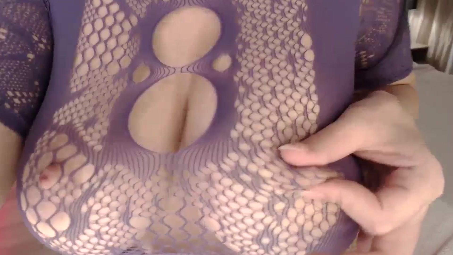 Gallery image thumbnail from LanaIvans's myfreecams stream on, 11/07/2023, 20:14 image 18 of 20