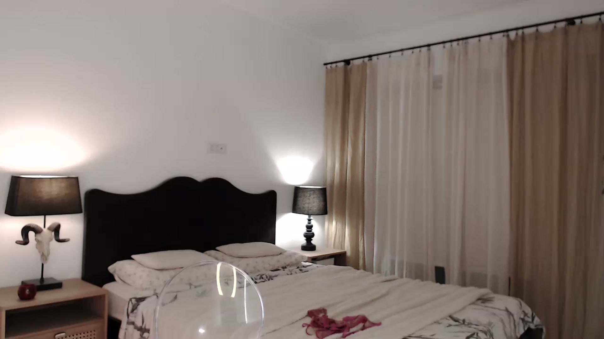 Gallery image thumbnail from LanaIvans's myfreecams stream on, 11/15/2023, 19:38 image 13 of 20