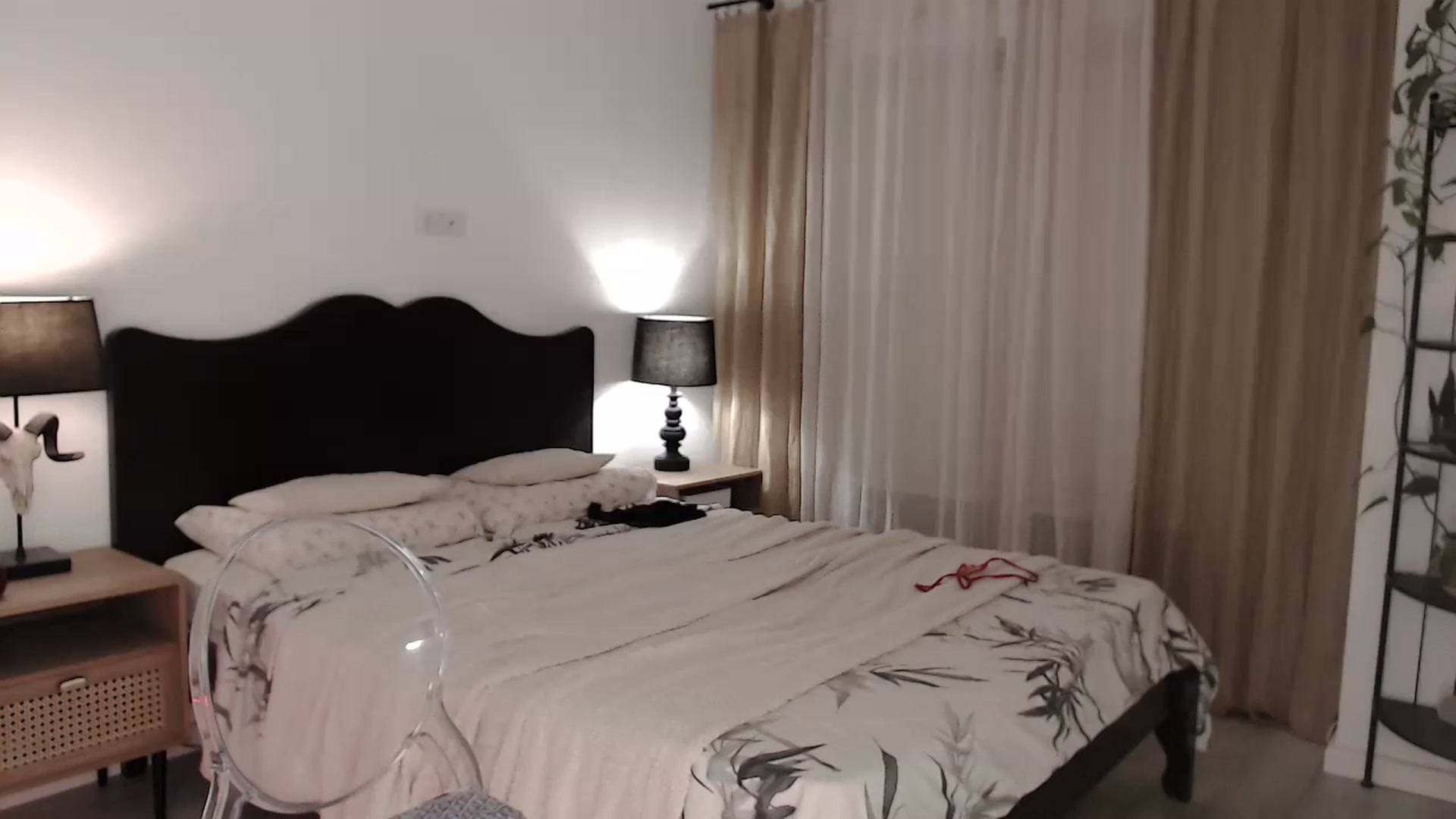Gallery image thumbnail from LanaIvans's myfreecams stream on, 11/25/2023, 18:59 image 20 of 20