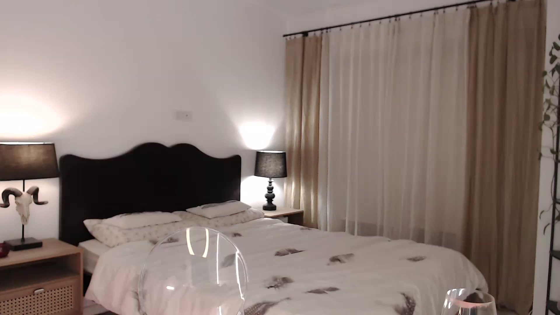 Gallery image thumbnail from LanaIvans's myfreecams stream on, 12/29/2023, 21:10 image 1 of 20